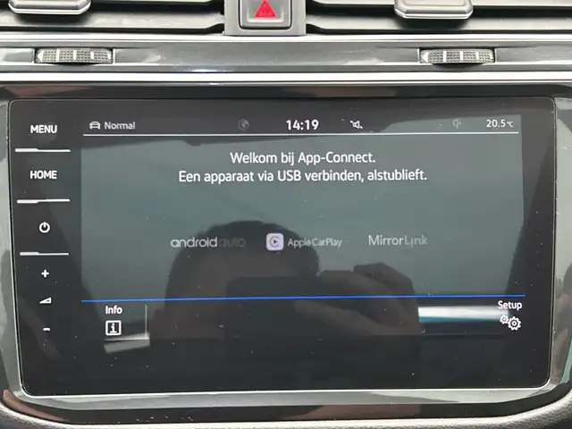 Volkswagen Tiguan view 15