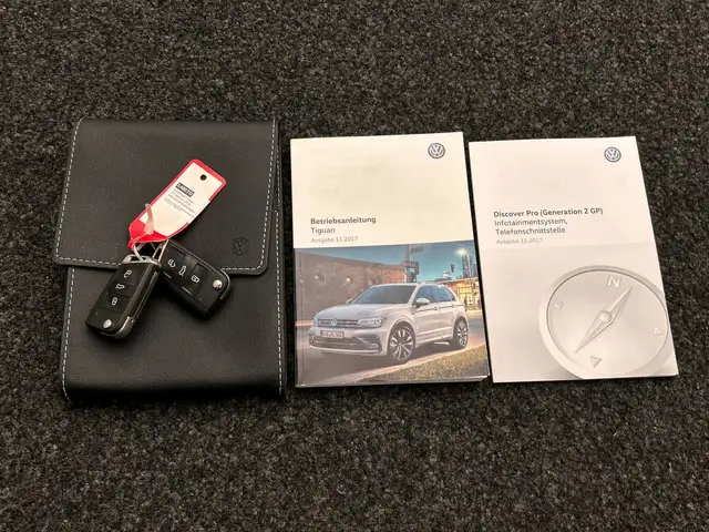 Volkswagen Tiguan view 8