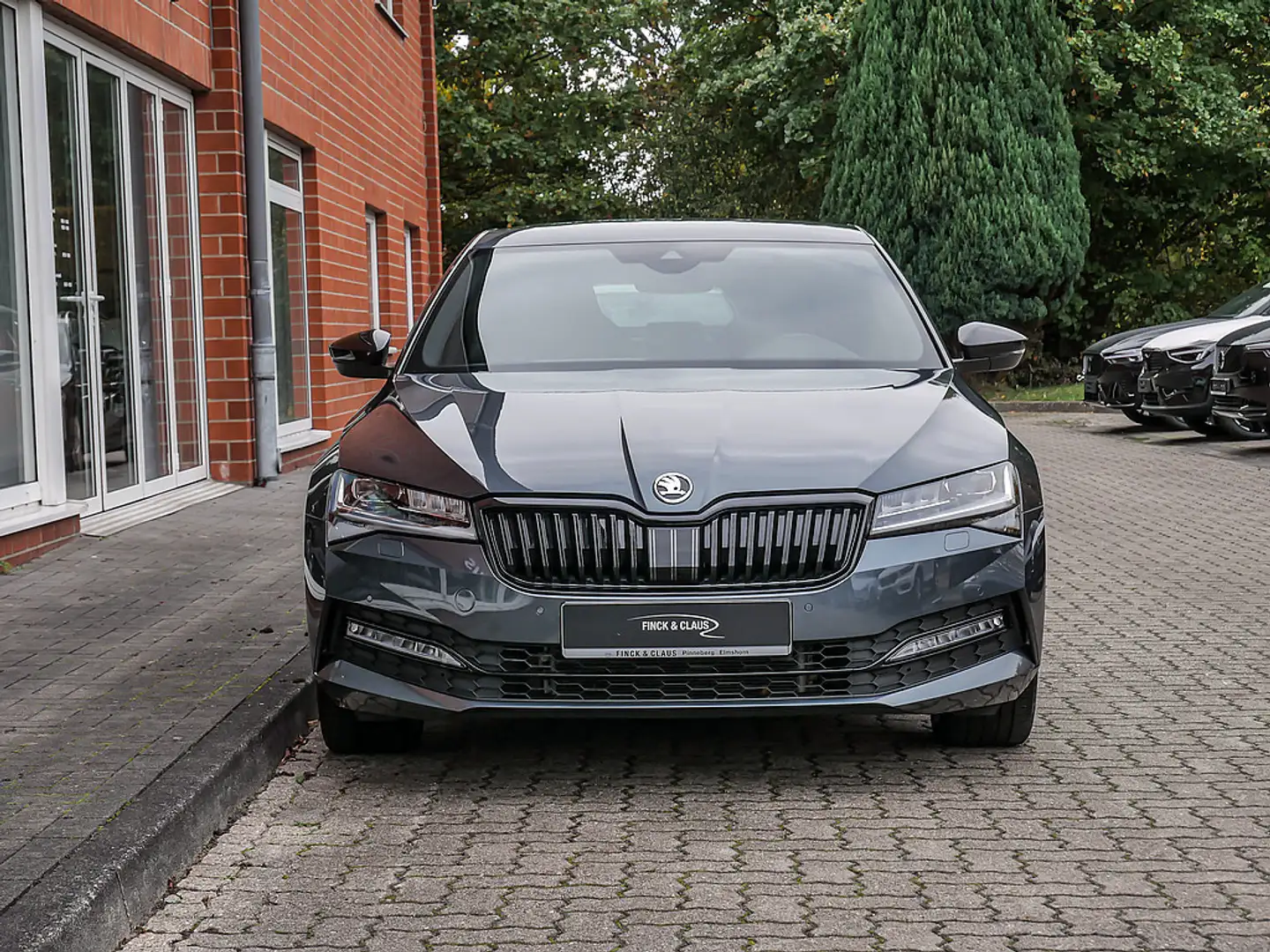 Skoda Superb 1.5 TSI ACT SportLine Gris - 2