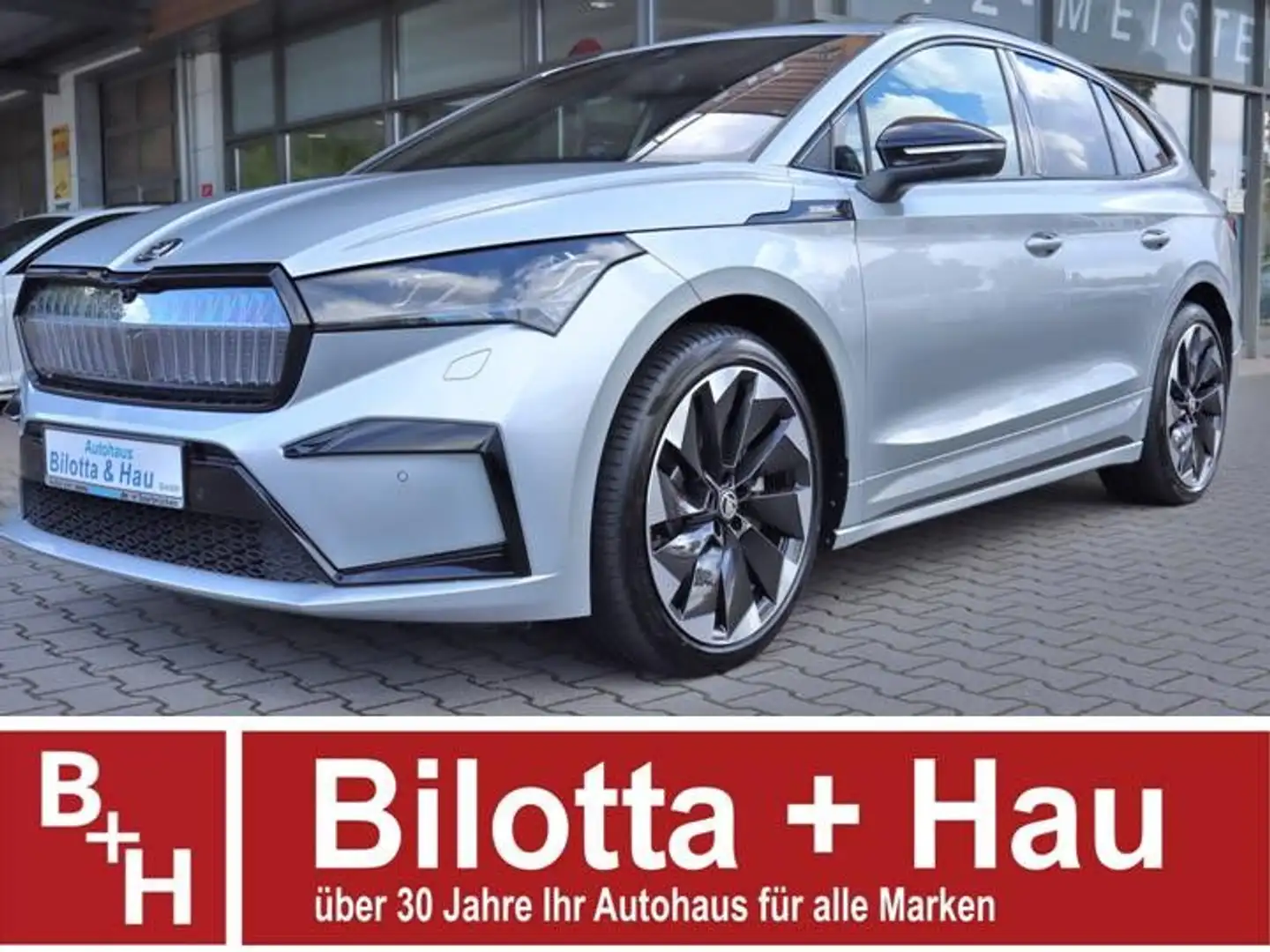 Skoda Enyaq iV 80x Sportline 4X4 !! LED+Navi+Kamera !! Silber - 1