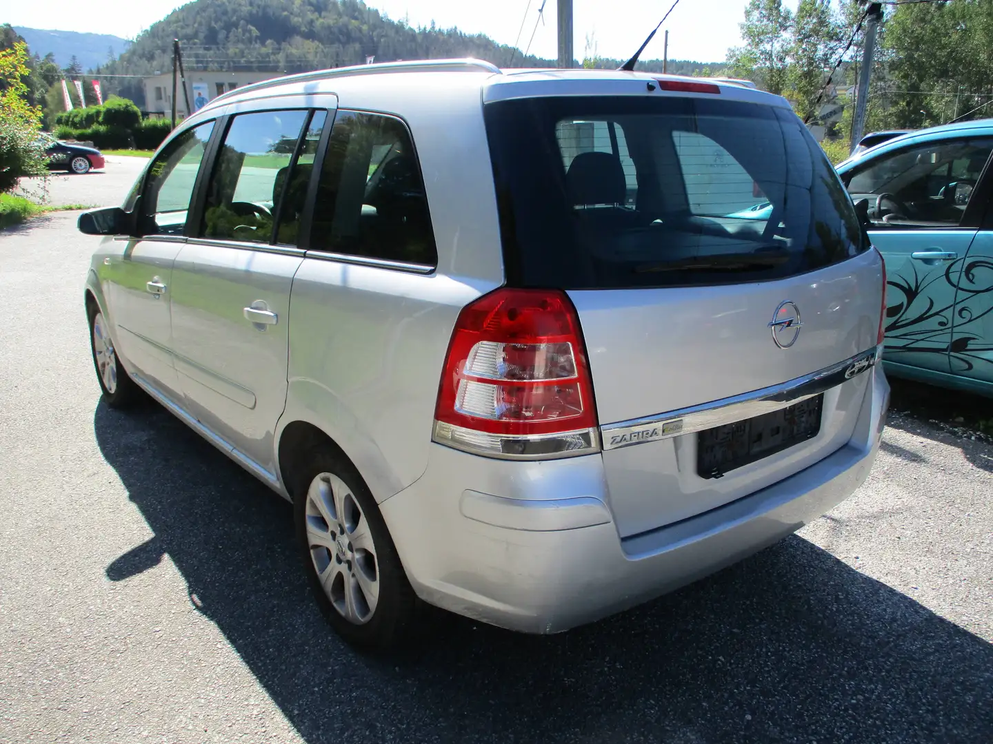Opel Zafira Edition Grau - 2