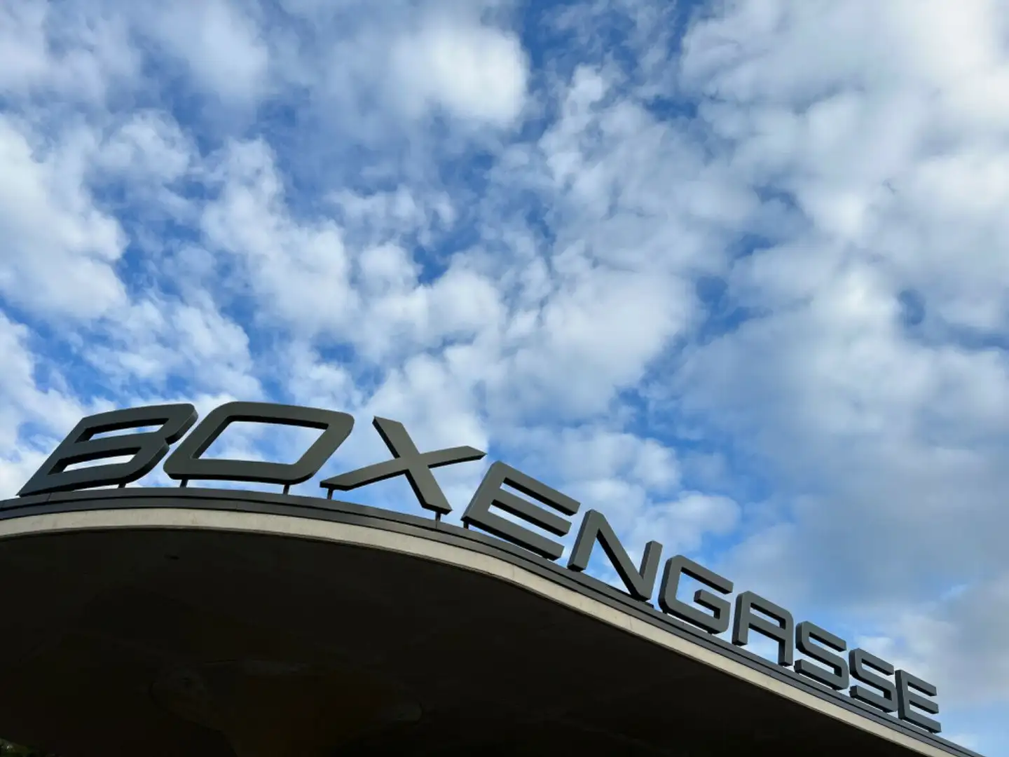 Mercedes-Benz V 300 Avantgarde Edition Lang 4 Matic LED Pano Grijs - 2