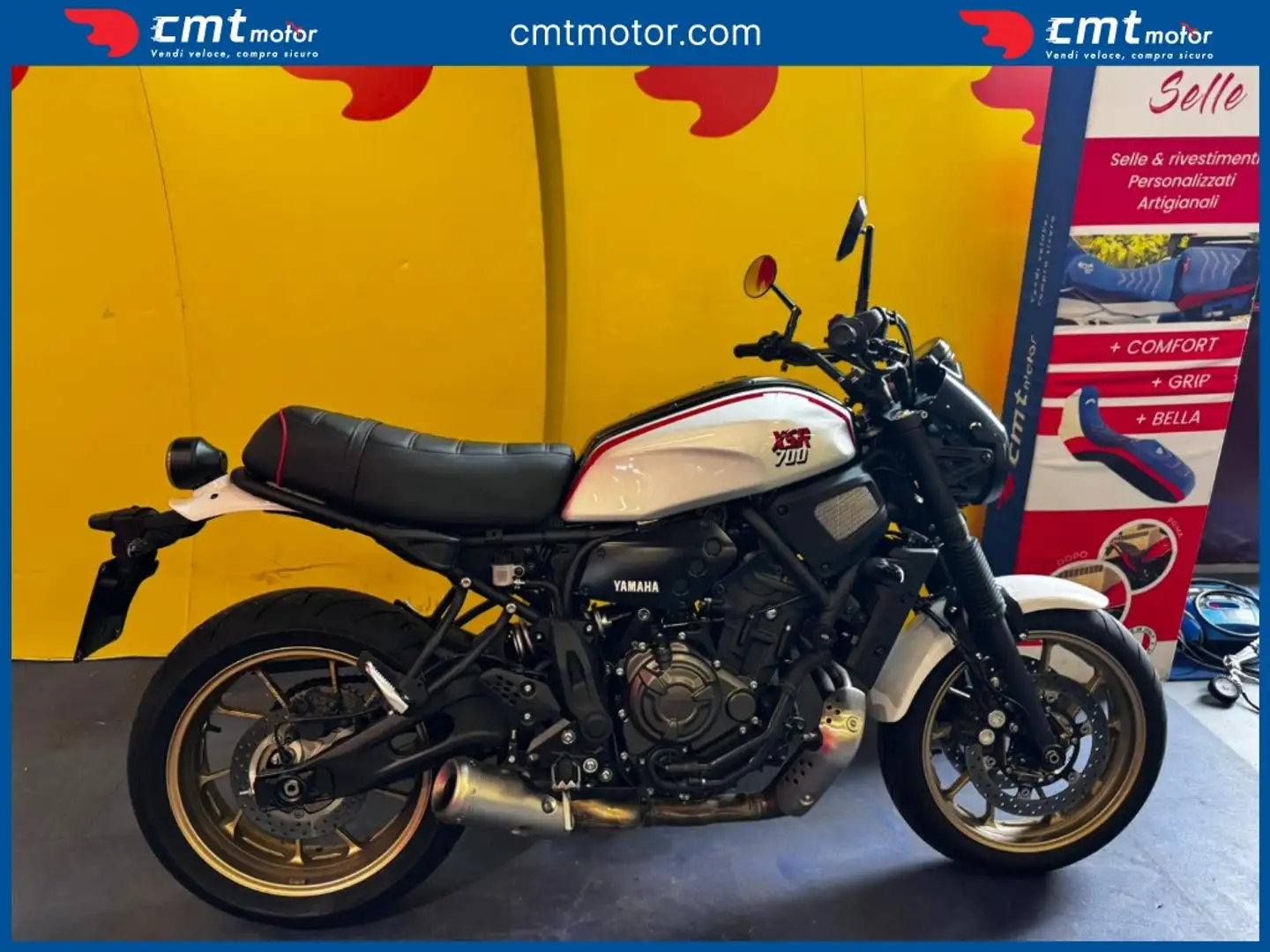 Yamaha XSR 700 XTribute - 1