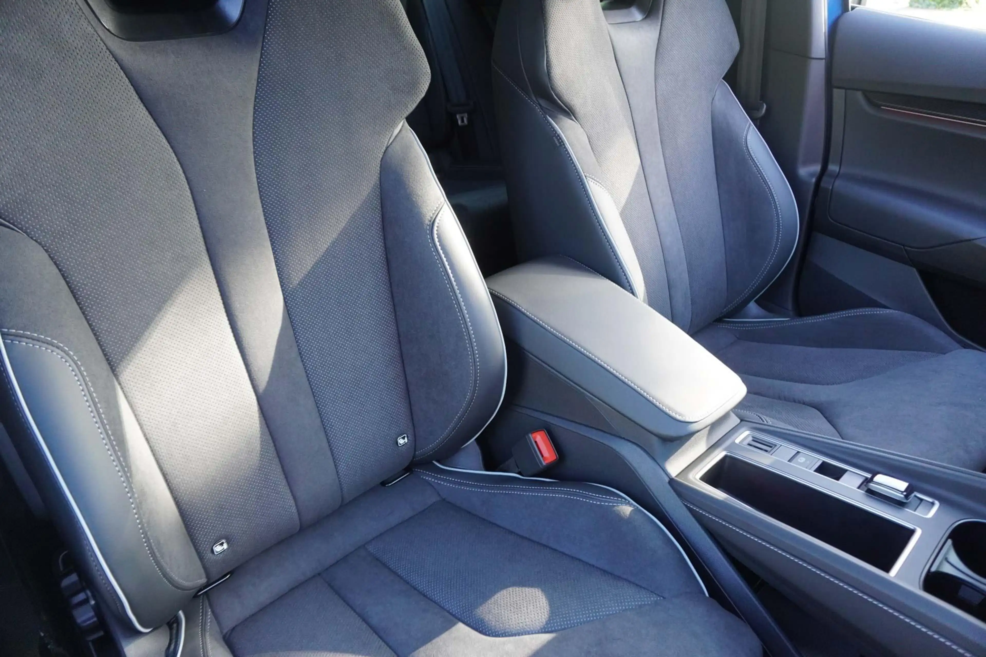 Skoda Elroq 85 286pk Sportline | Trekhaak | Warmtepomp | Adapt — photo 14