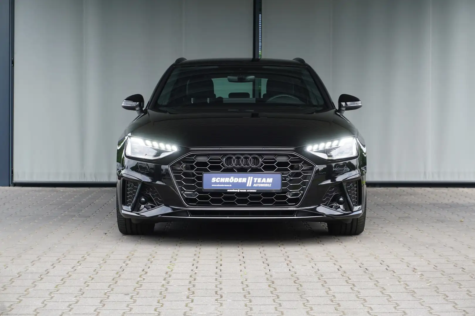 Audi A4 Avant 35 TDI S tronic S line Matrix ACC UPE übe Black - 2