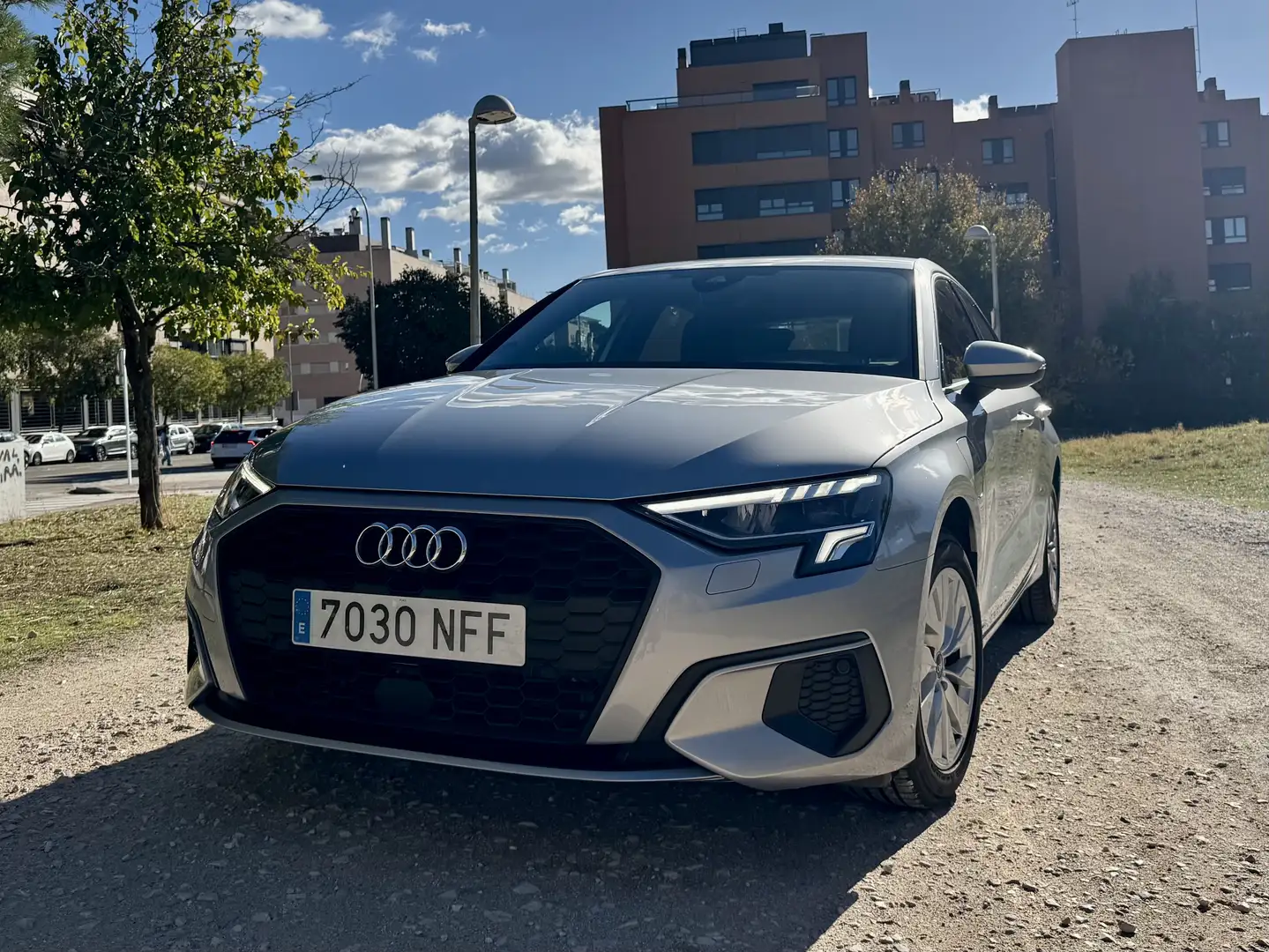Audi A3 A3 Sportback 40 TFSIe Plateado - 1