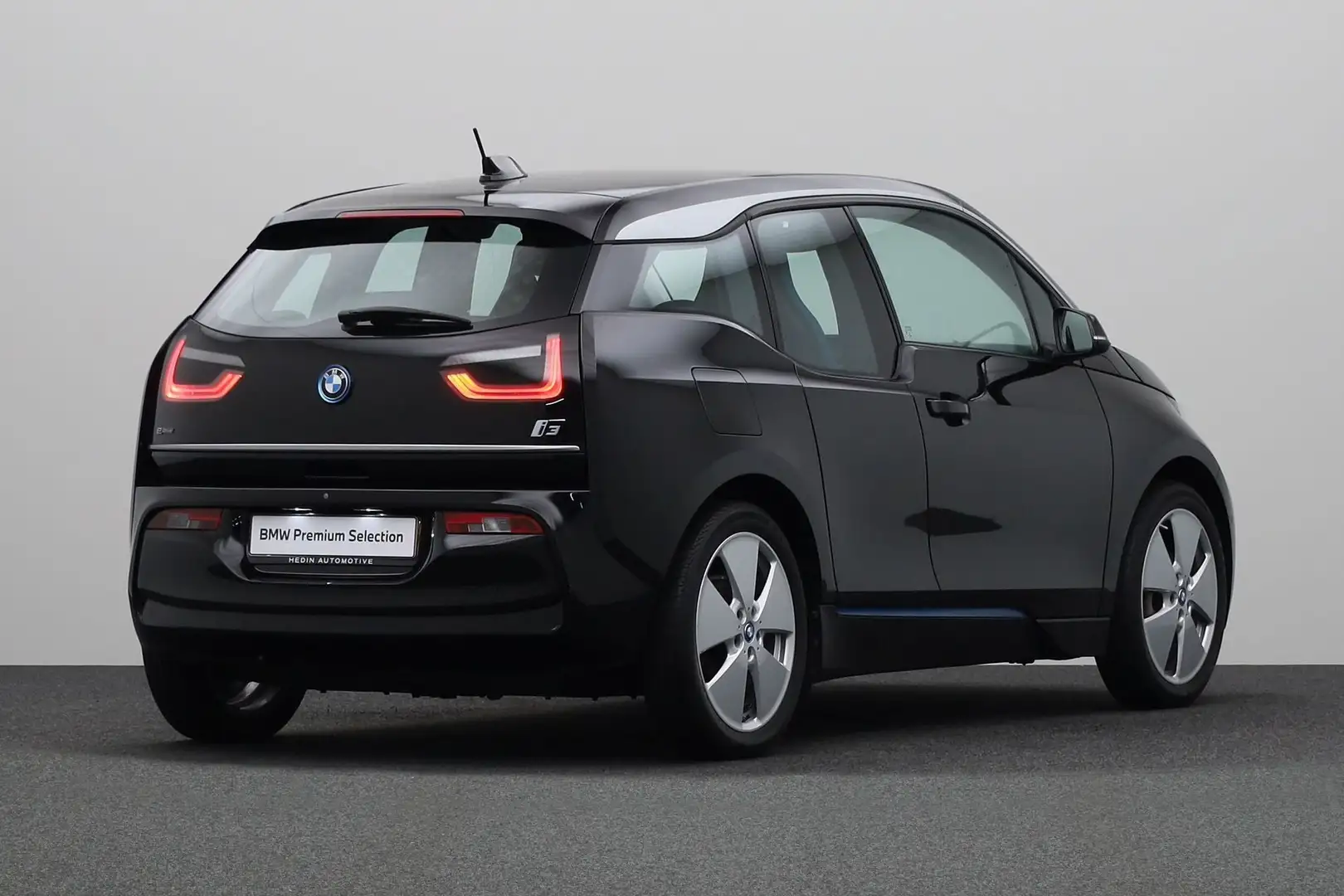 BMW i3 S 94Ah 33 kWh | Cruise Control | PDC Voor/Achter | Zwart - 2