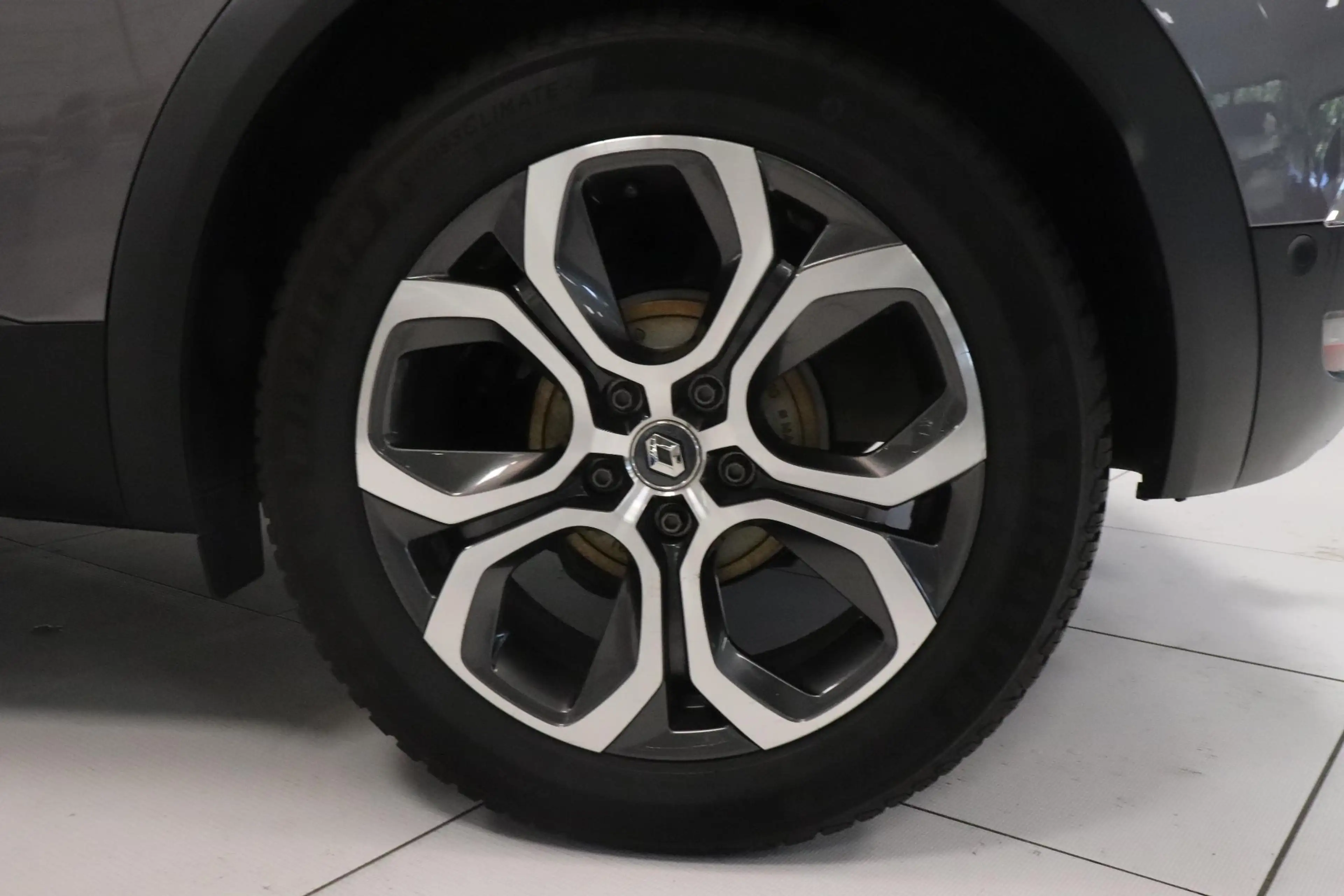 Renault Captur 1.3 TCe 140 Intens | BOSE | 360° Camera | Trekhaak — photo 30