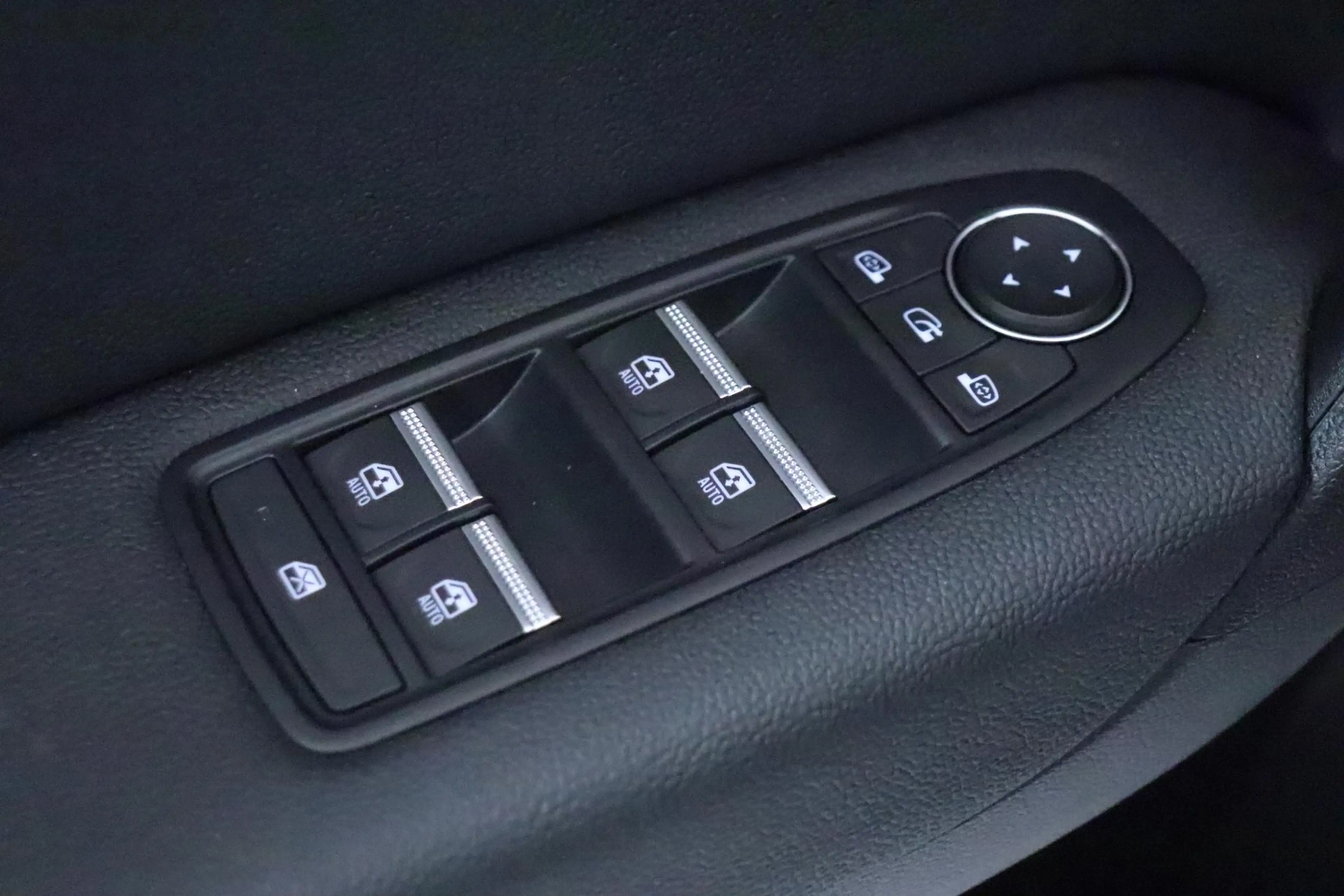Renault Captur 1.3 TCe 140 Intens | BOSE | 360° Camera | Trekhaak — photo 23