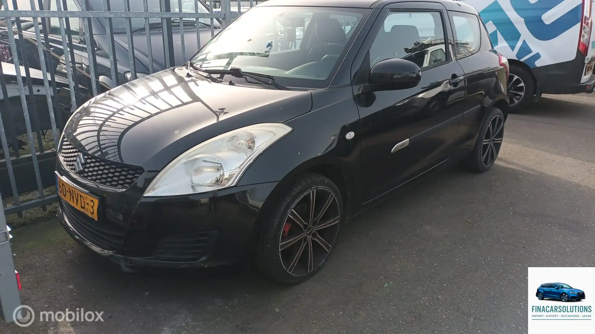 Suzuki Swift 1.2 Base|Airco|Apk Schwarz - 1