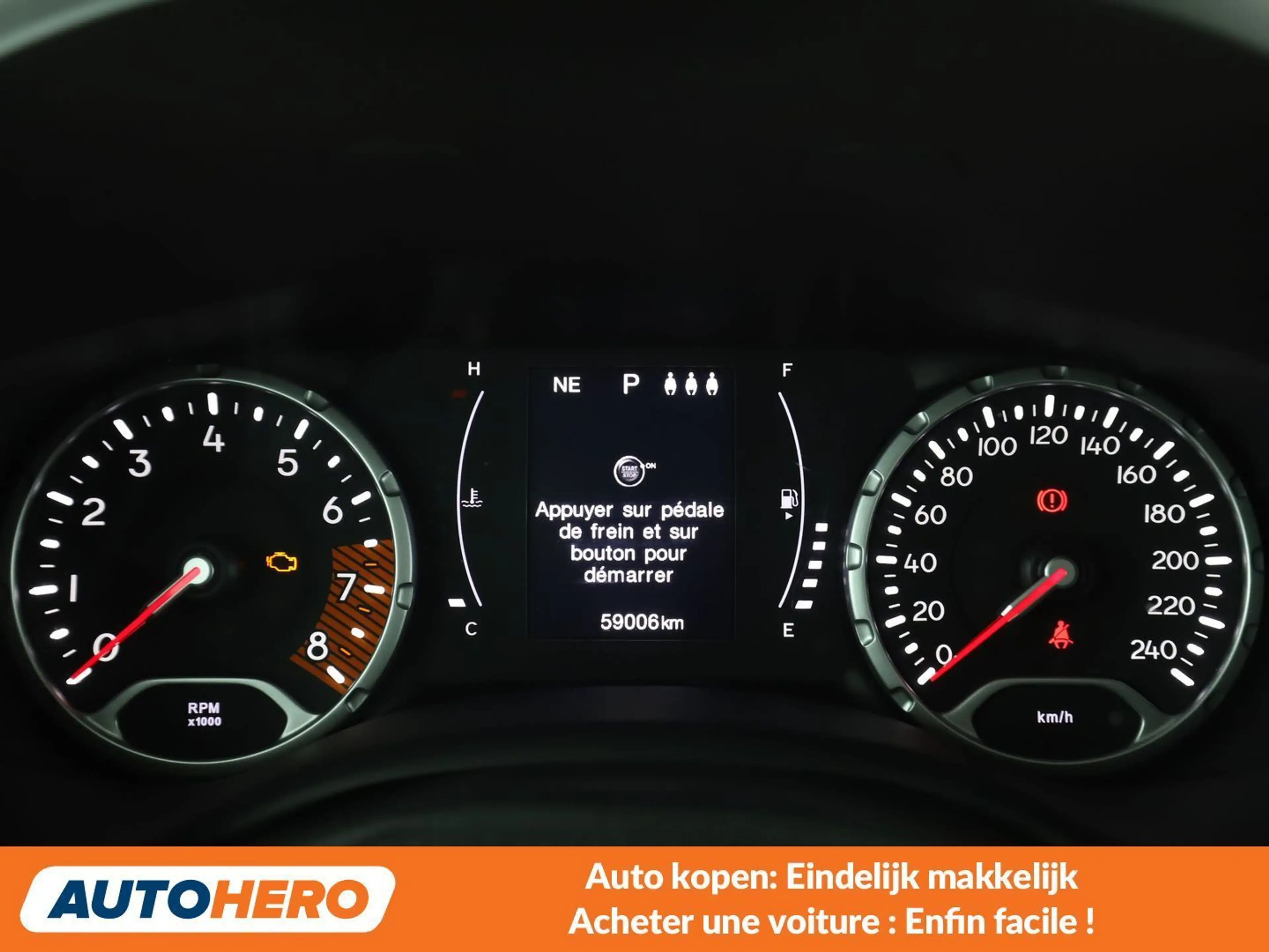 Jeep Renegade 1.3 TGDi Longitude 4x2 — photo 6