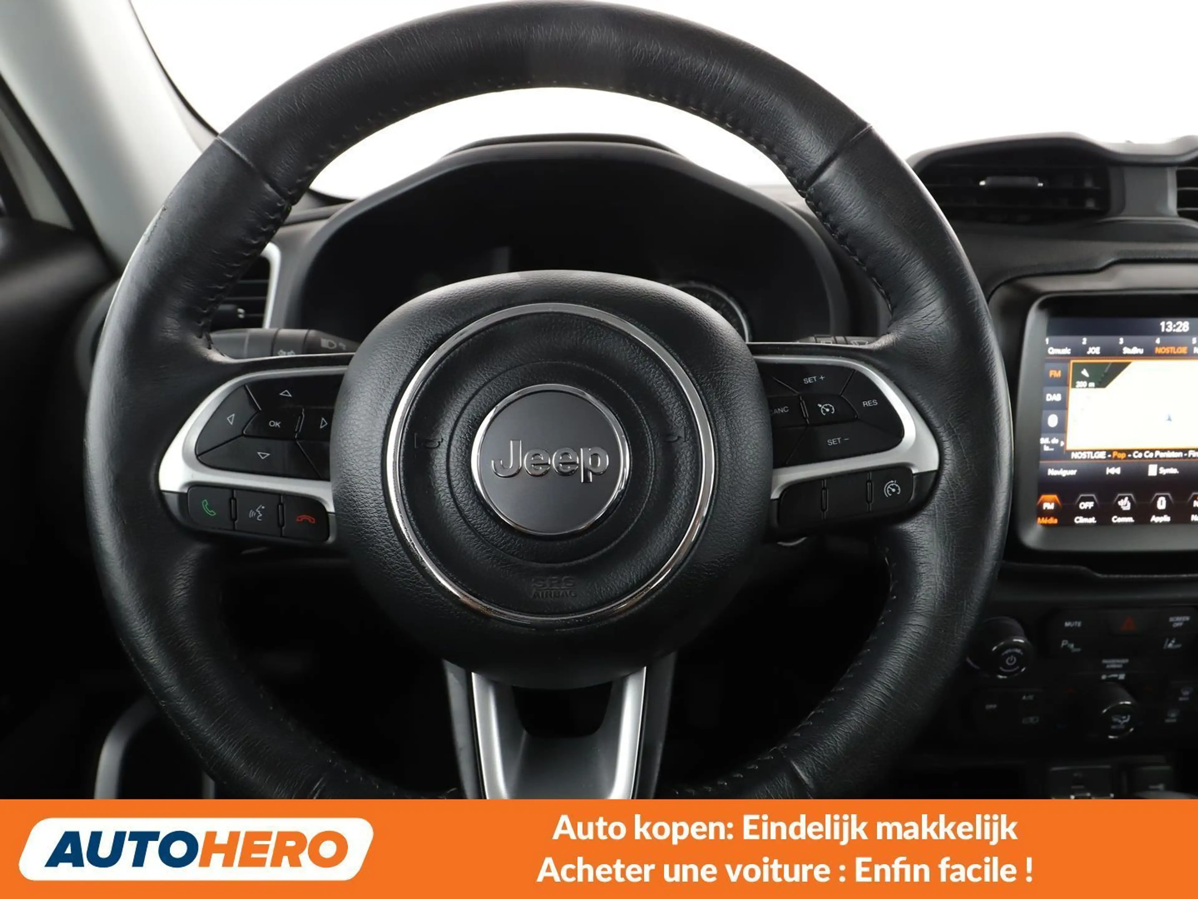 Jeep Renegade 1.3 TGDi Longitude 4x2 — photo 5