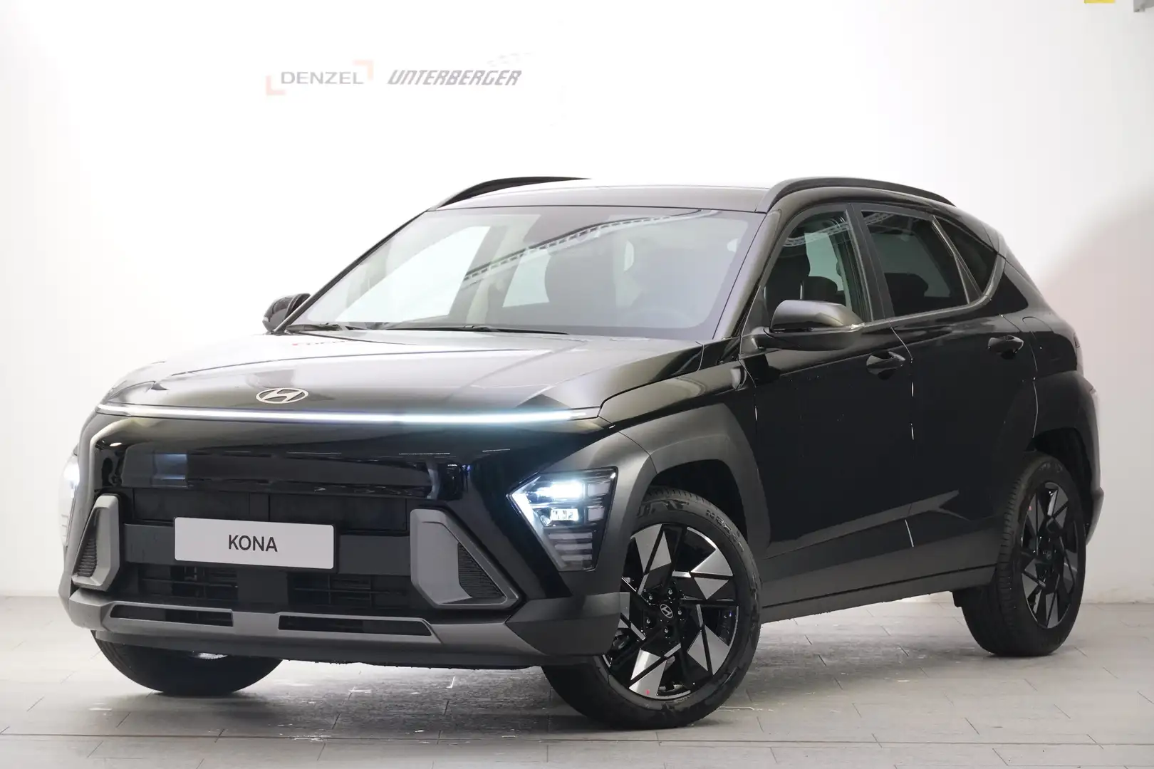 Hyundai KONA Hybrid (SX2) GO Plus 1.6 GDI 2WD HEV k3hg1 Schwarz - 2