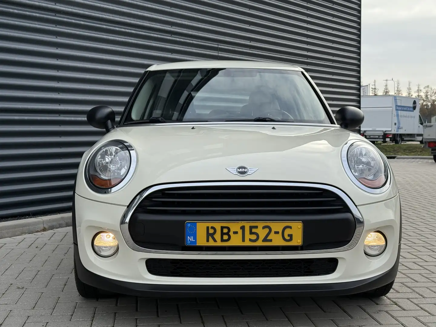 MINI Cooper Mini 1.2 One Business Weiß - 2
