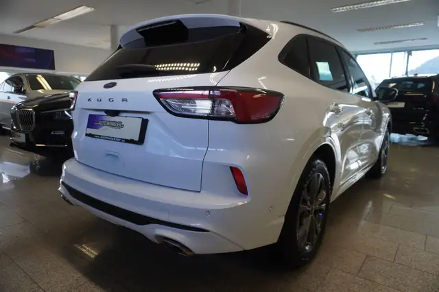 Ford Kuga view 5