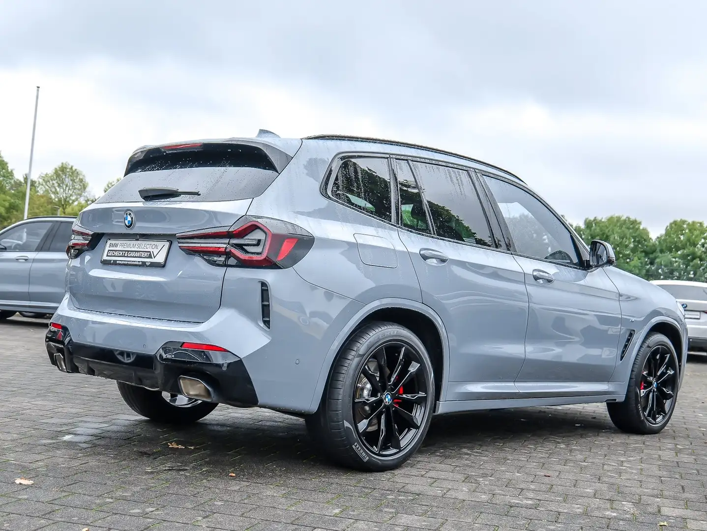 BMW X3 xDrive30i M Sport HUD PANO ACC AHK RFK NAVI Grau - 2