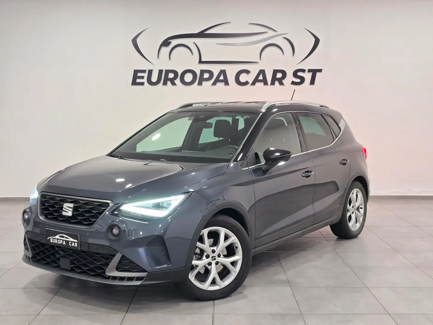 SEAT Arona 1.0 EcoTSI FR Grigio - 1