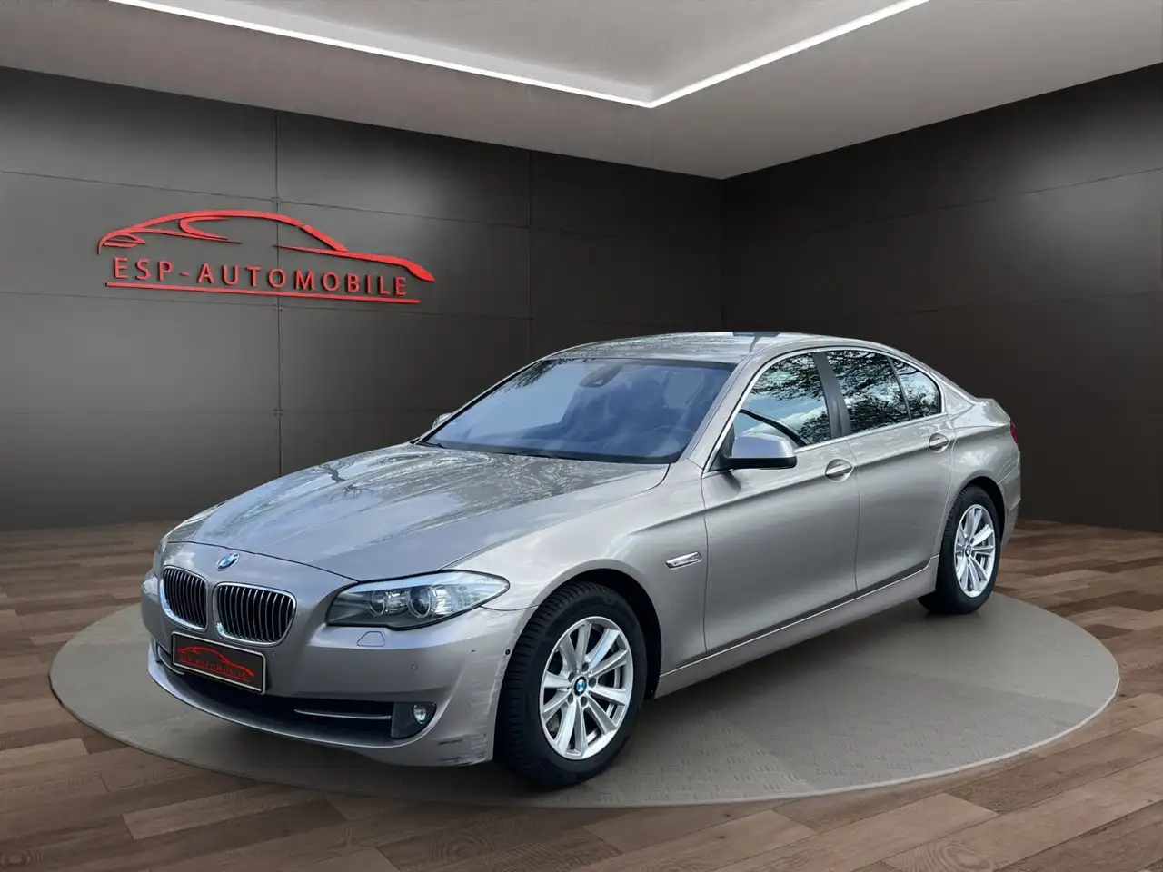 BMW 528