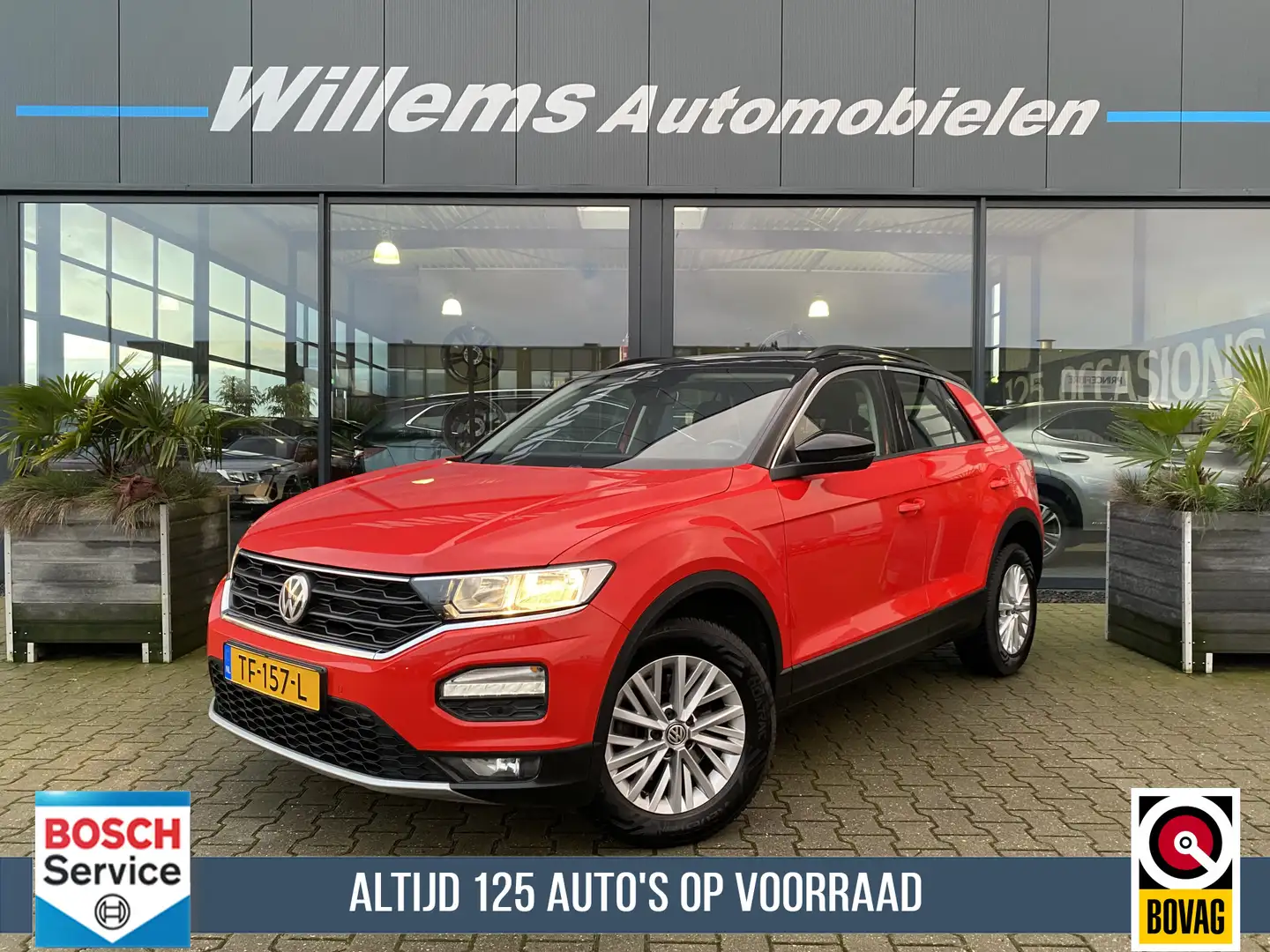 Volkswagen T-Roc 1.0 TSI Style Adaptive Cruise, Airco & App-Connect Rood - 1