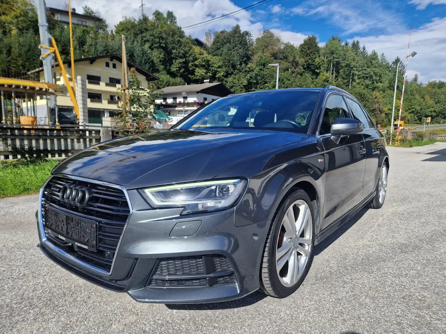 Audi A3 quattro sport Grau - 1