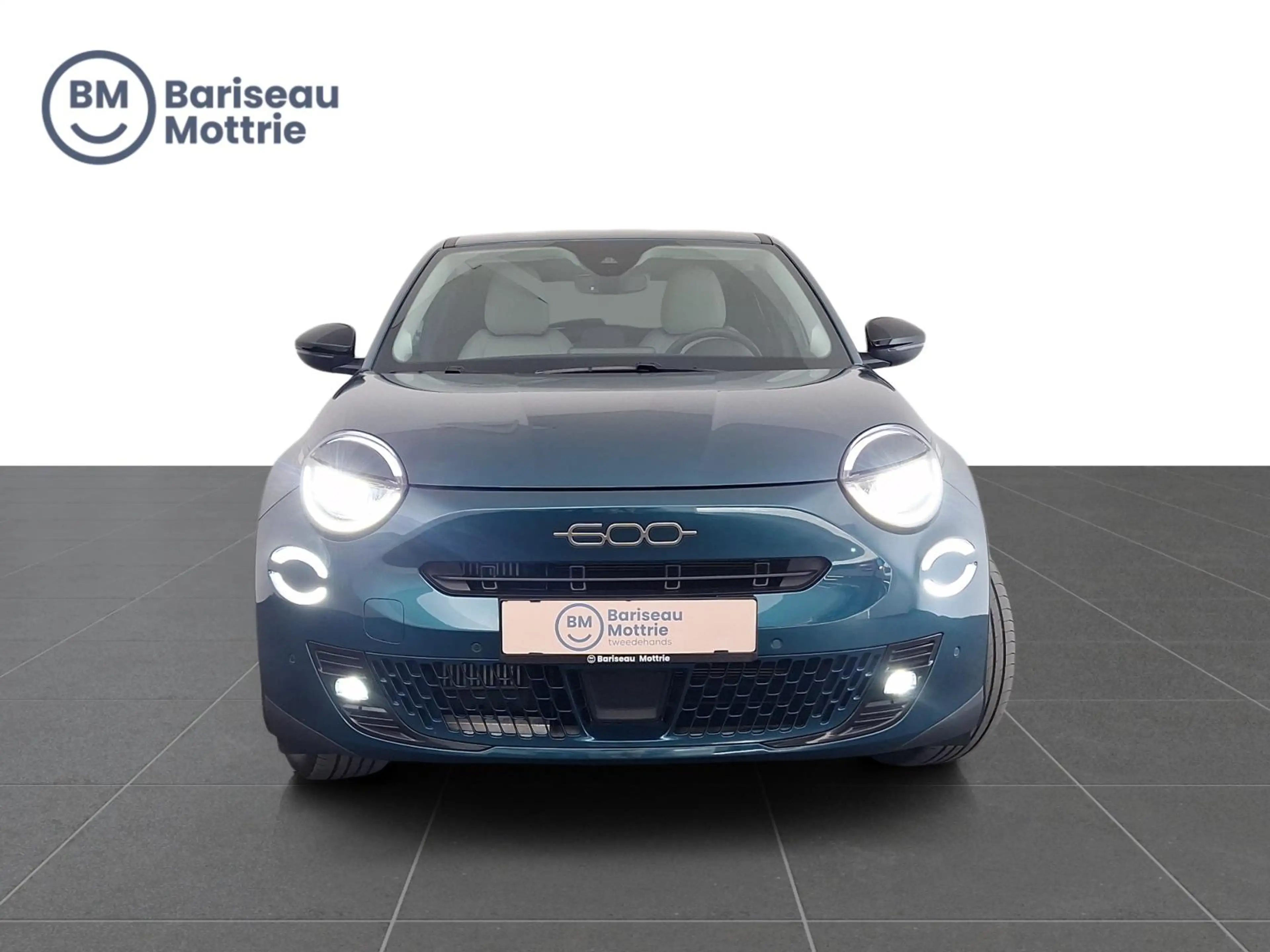 Fiat 600 LA PRIMA HYBRID AUTOMAAT *LEDER*DAB*GPS*CARPLAY*CA — photo 2