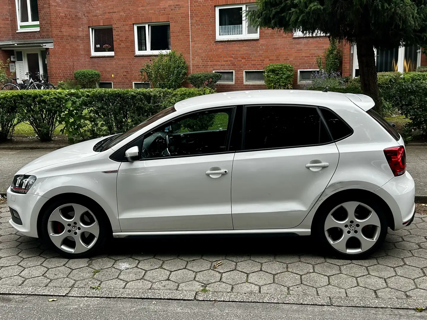 Volkswagen Polo GTI 1.4 DSG - 2