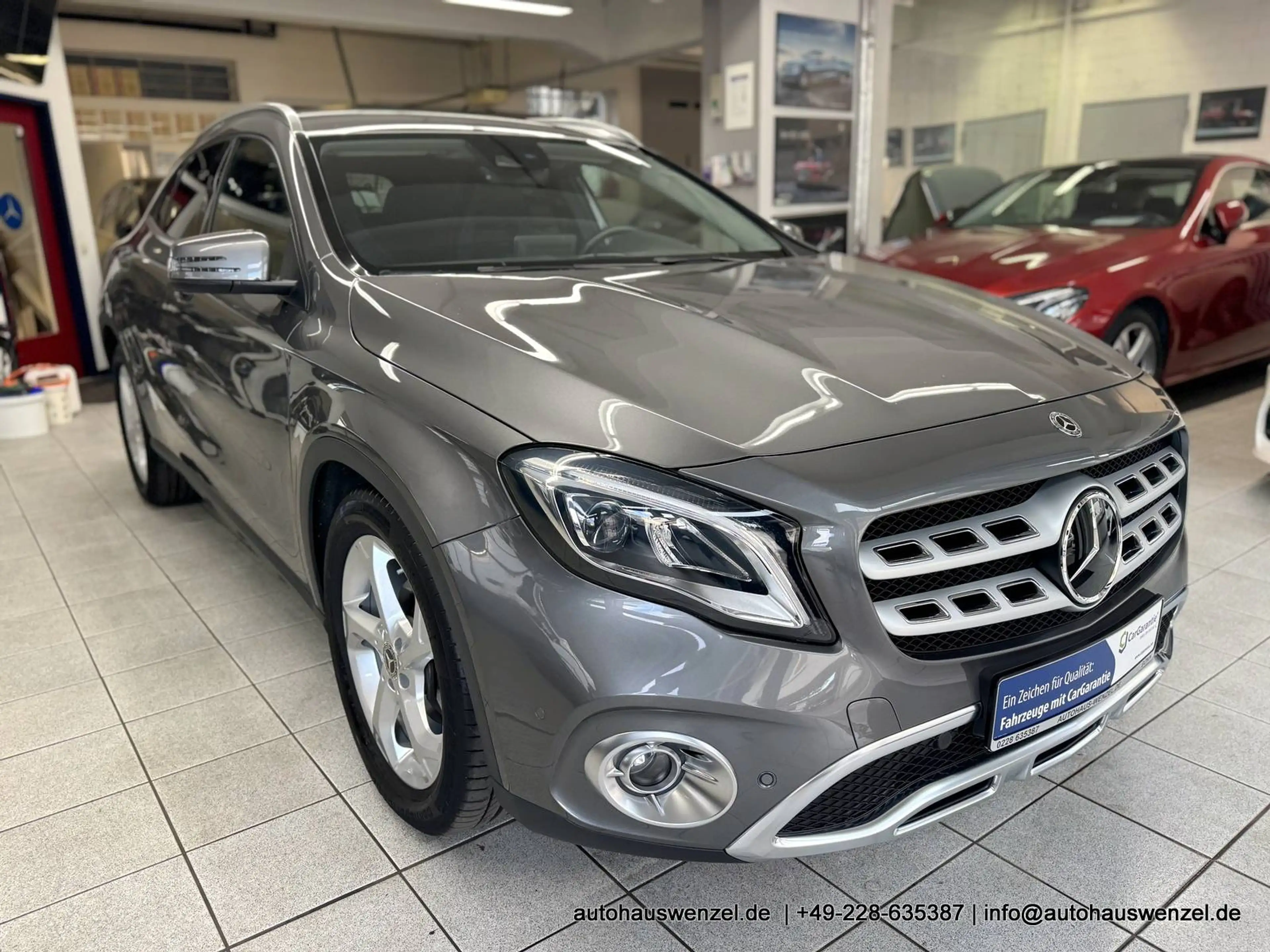 Mercedes-Benz GLA 200 Aut. - nur 49.500 km - DISTRONIC AHK LED KAMERA STANDHEIZUNG u.v.m. — photo 5