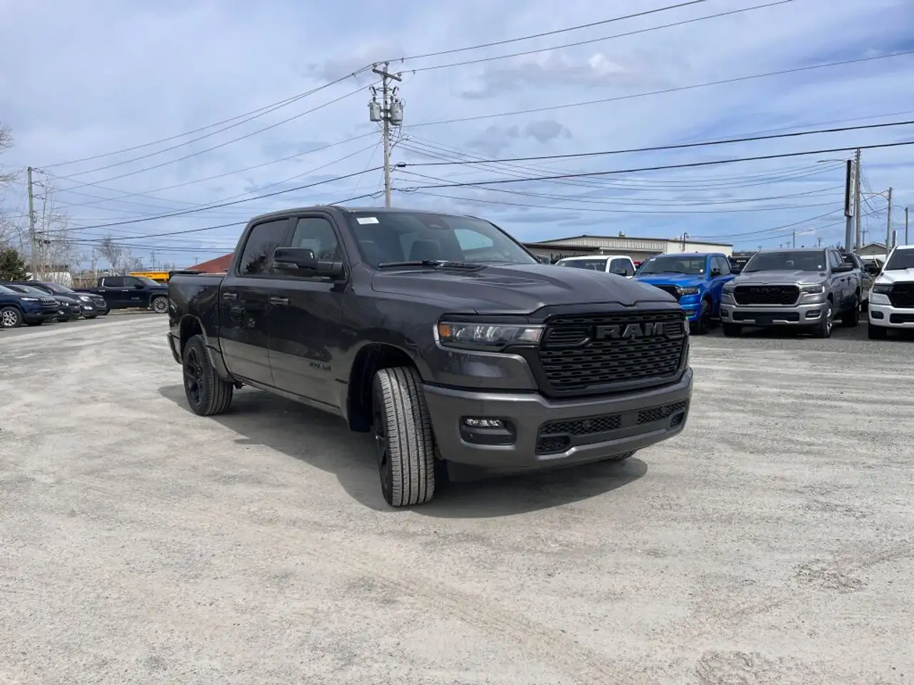 RAM 1500 снимка RAM 1500