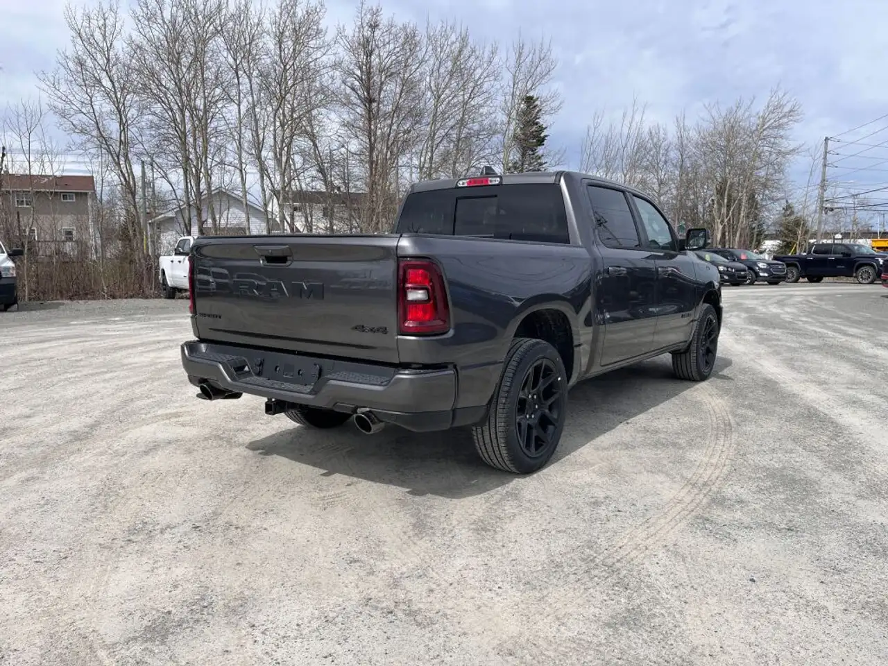 RAM 1500 снимка RAM 1500