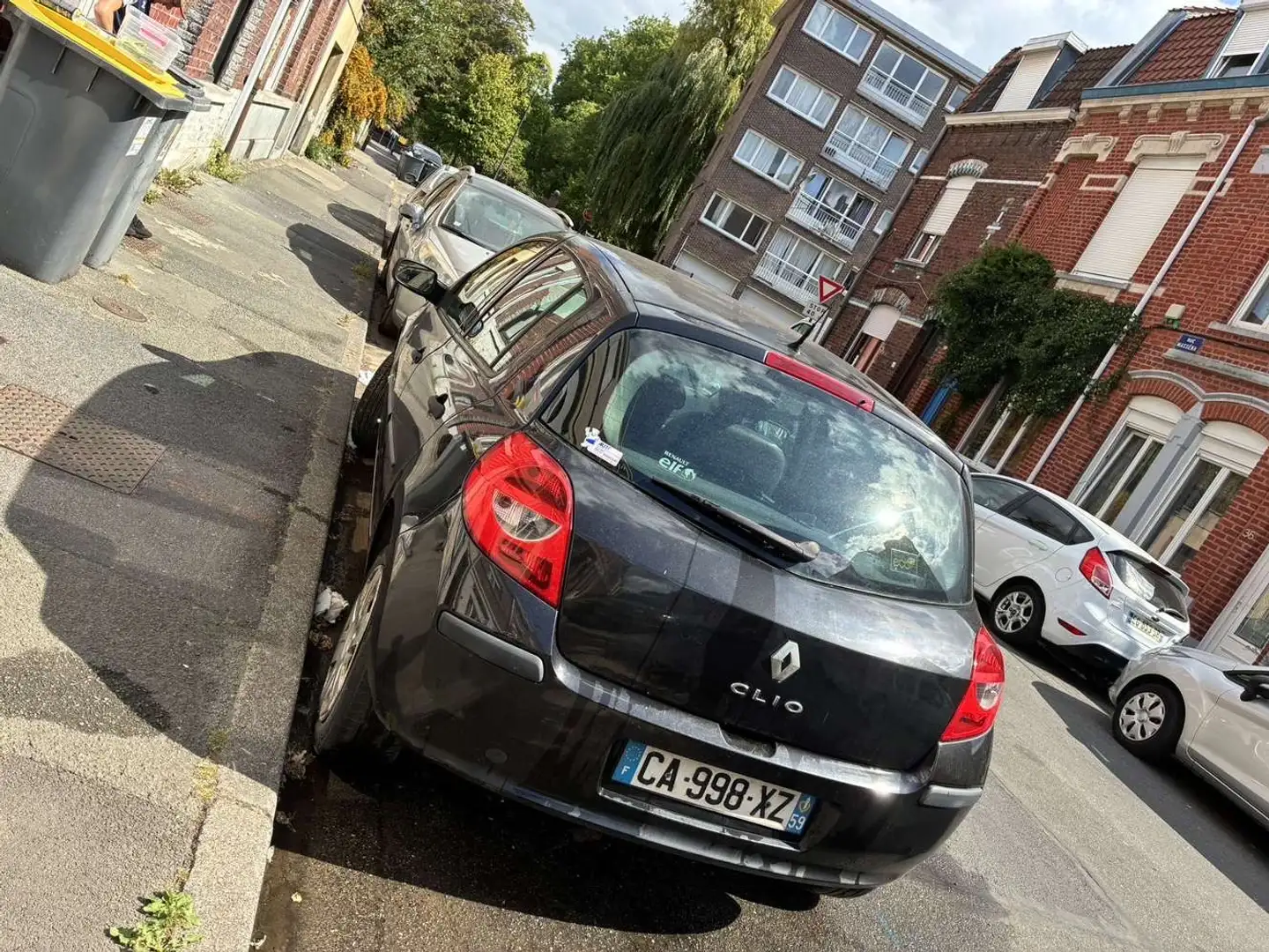 Renault Clio Clio 1.5 dCi 70 eco2 Rip Curl 2 - 2