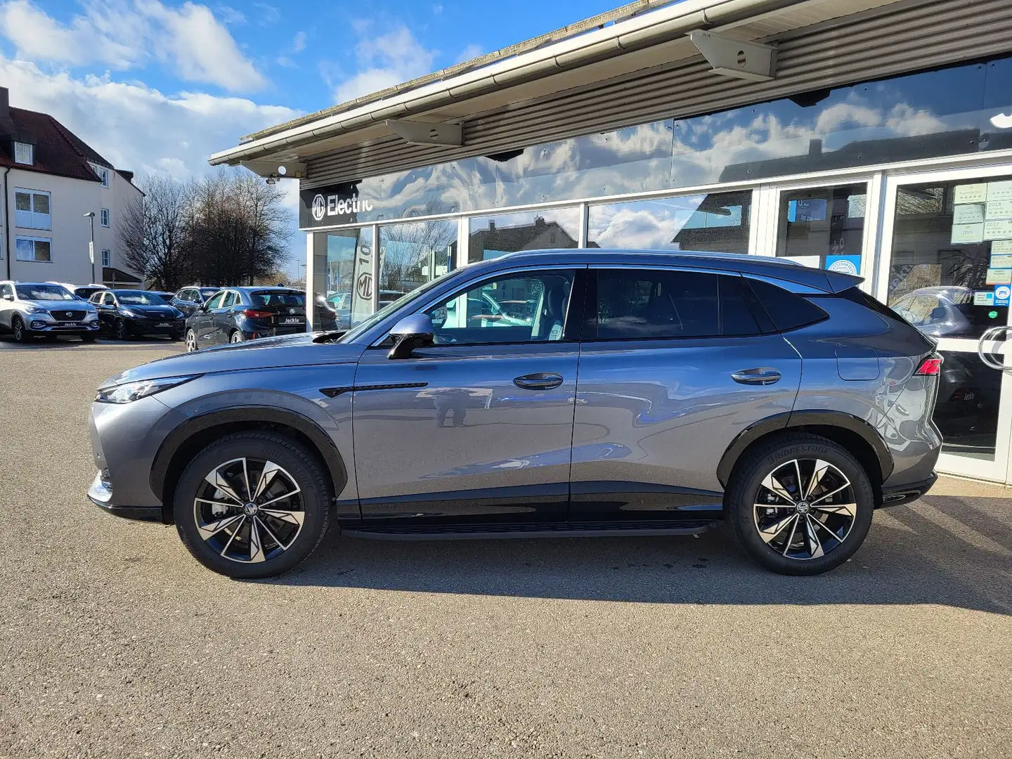 MG HS PlugIn Luxury inkl. Überführung Grau - 2