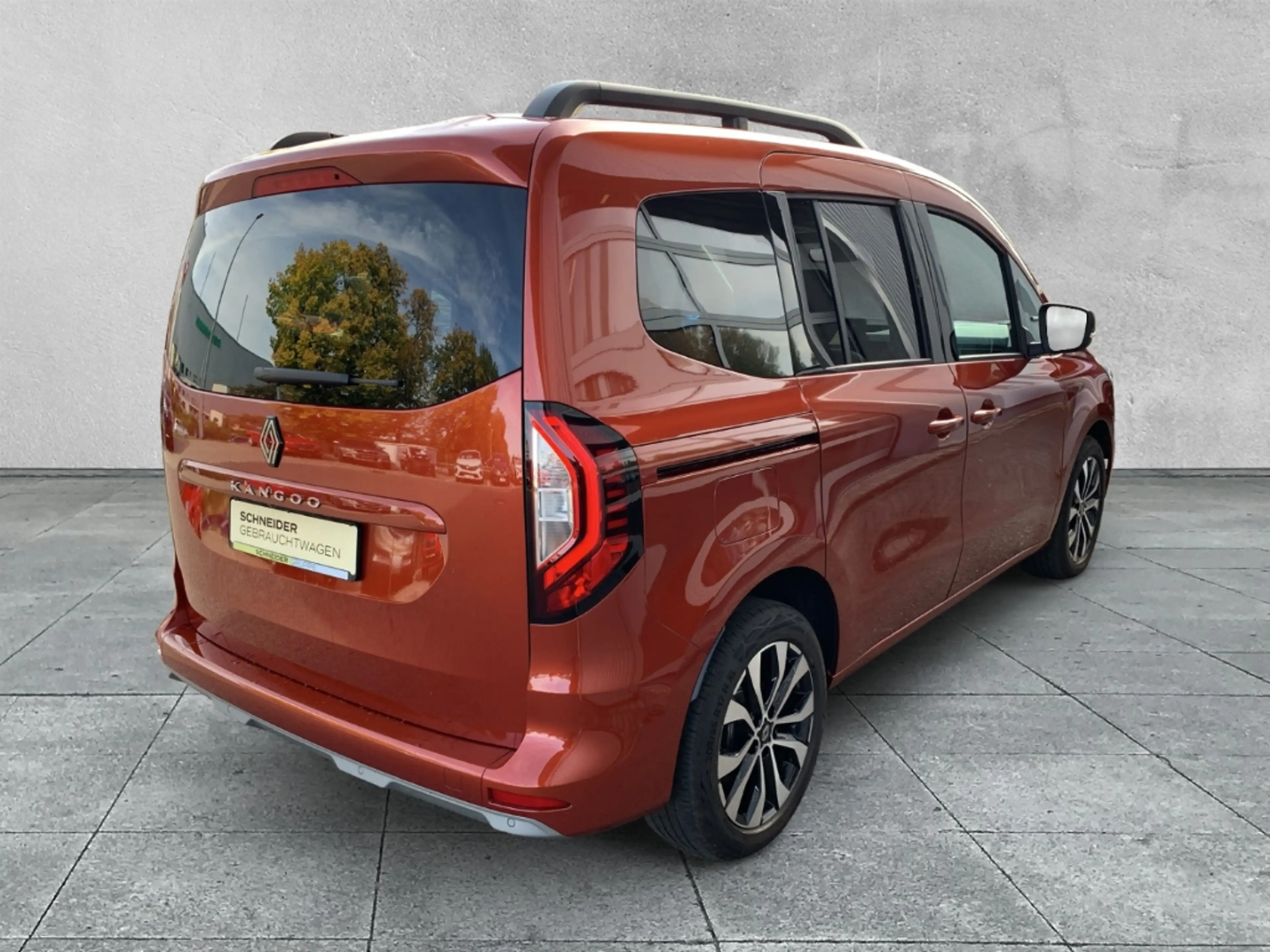 Renault Kangoo TECHNO BLUE dCi 115 EDC Techno LED+NAV+SHZ+TEMPO — photo 5