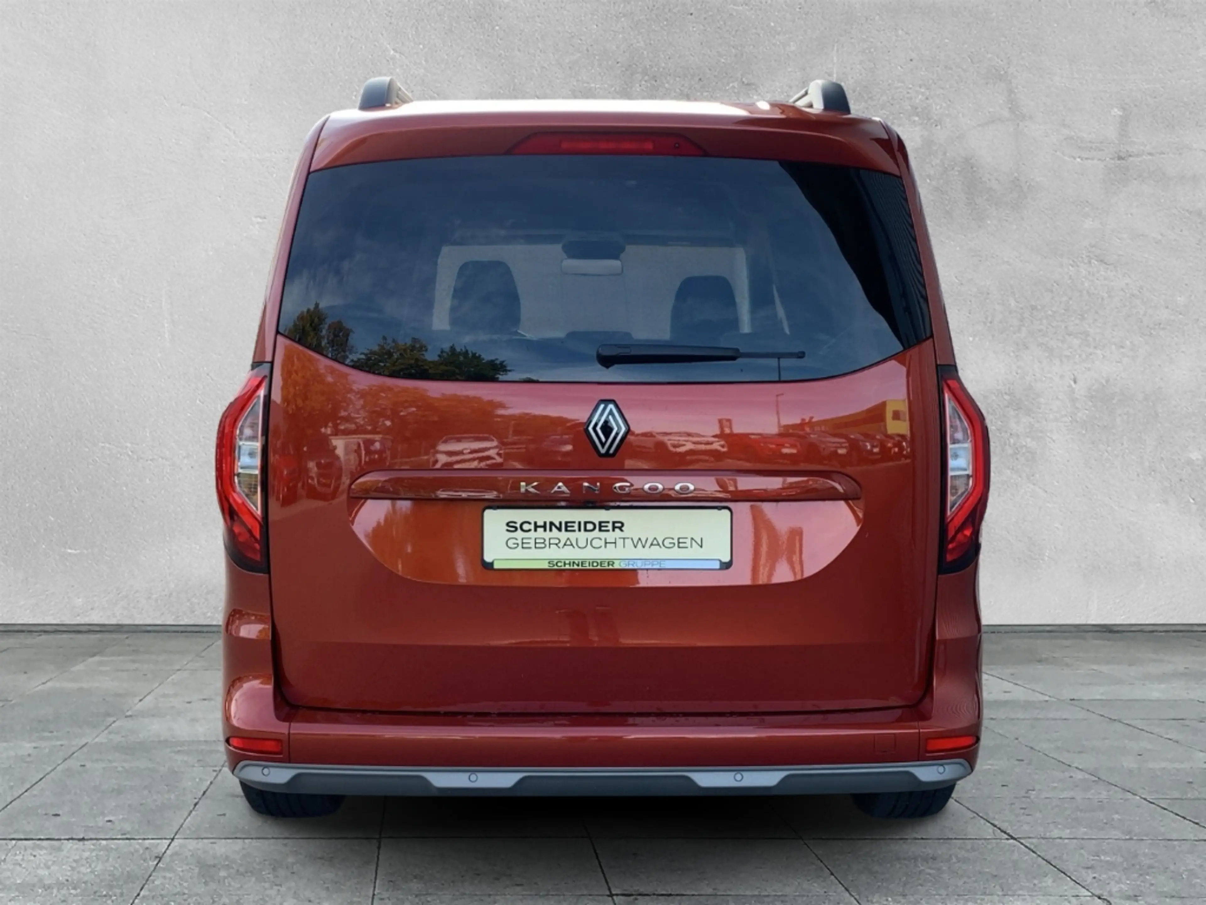 Renault Kangoo TECHNO BLUE dCi 115 EDC Techno LED+NAV+SHZ+TEMPO — photo 4