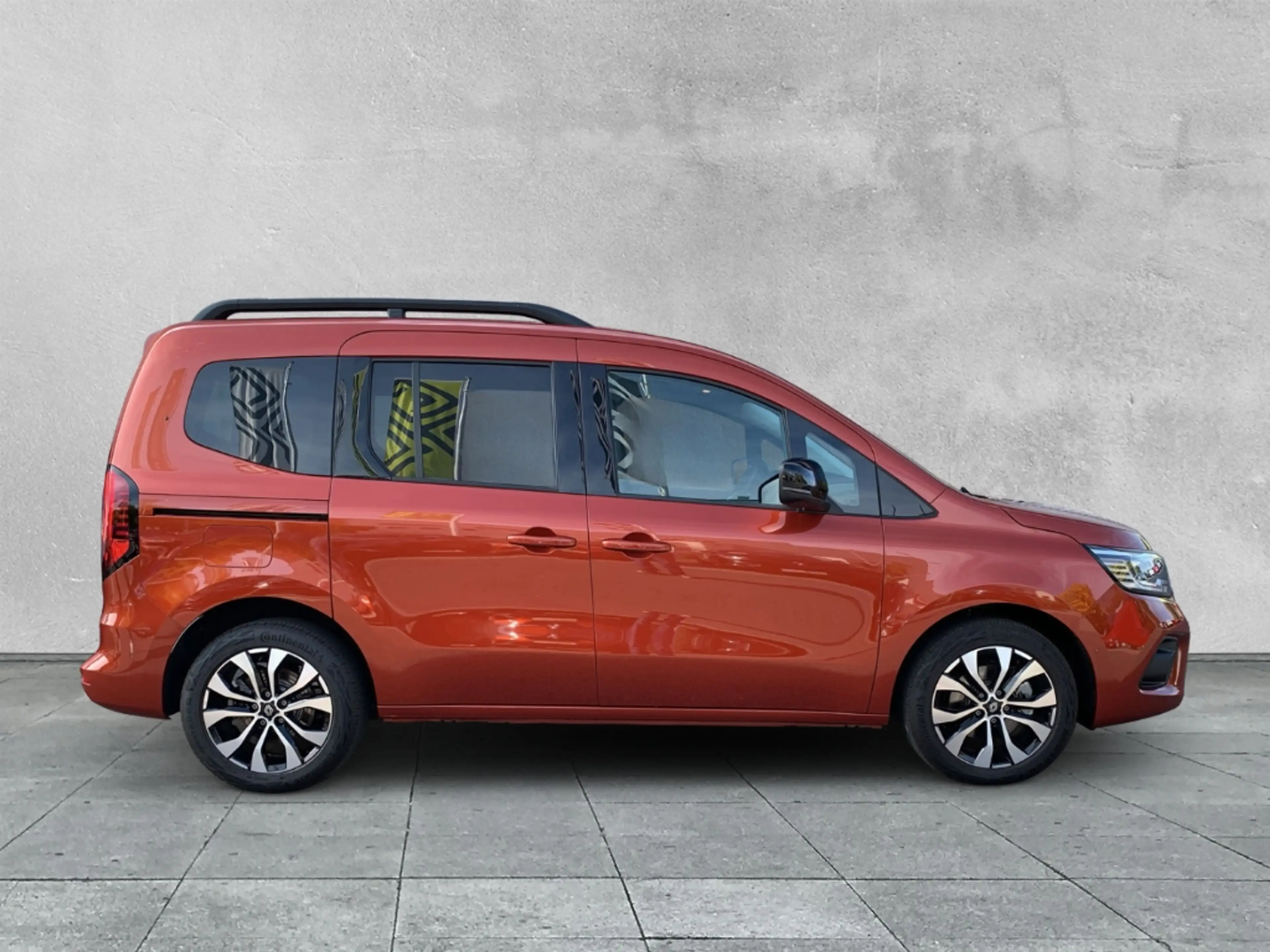 Renault Kangoo TECHNO BLUE dCi 115 EDC Techno LED+NAV+SHZ+TEMPO — photo 6