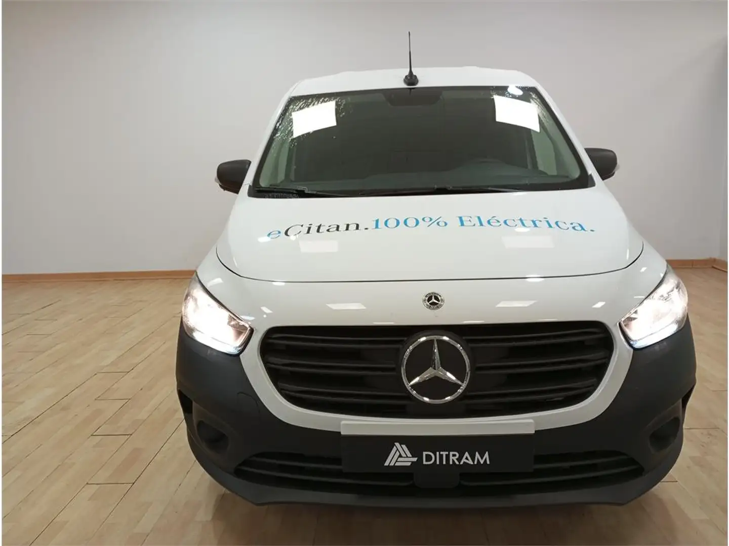 Mercedes-Benz Citan e Furgón Pro Largo - 2