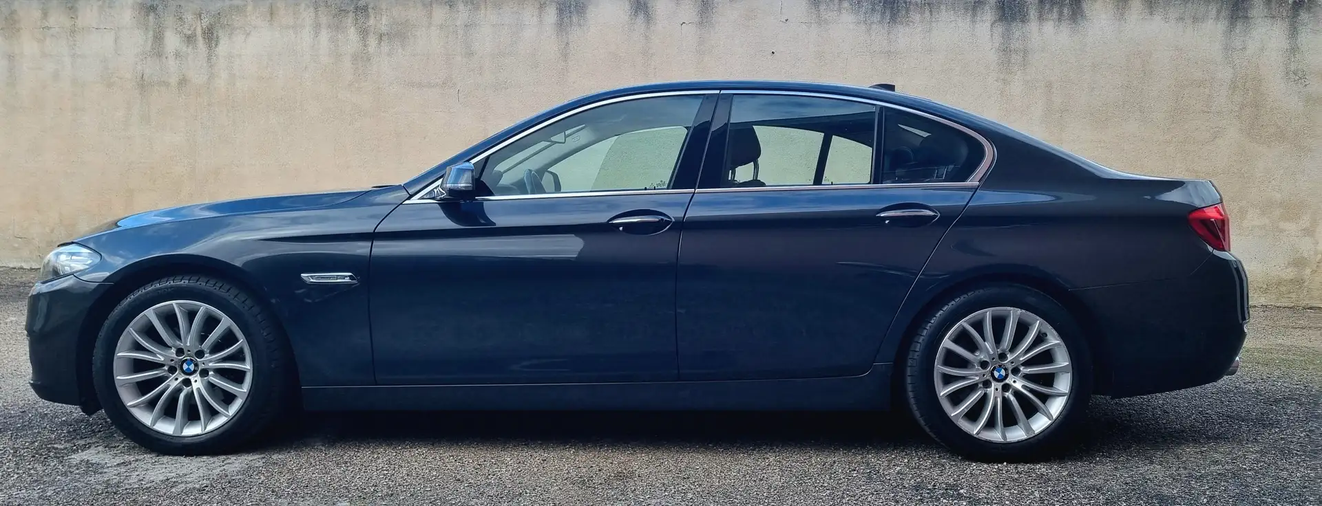 BMW 520 Serie 5 F10 Berlina 520d Luxury 184cv E6 Negru - 1