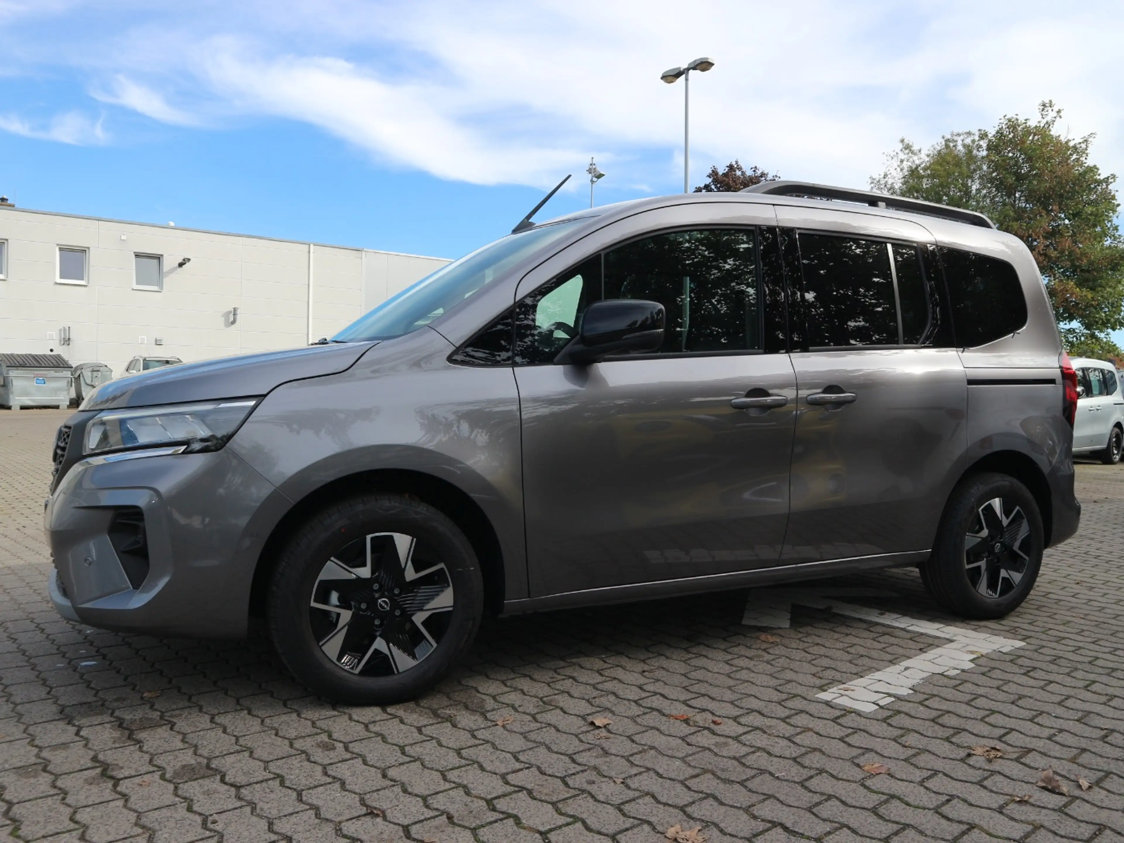 Nissan Townstar Kombi L1 TEKNA AT 130 Navi ACC — photo 8