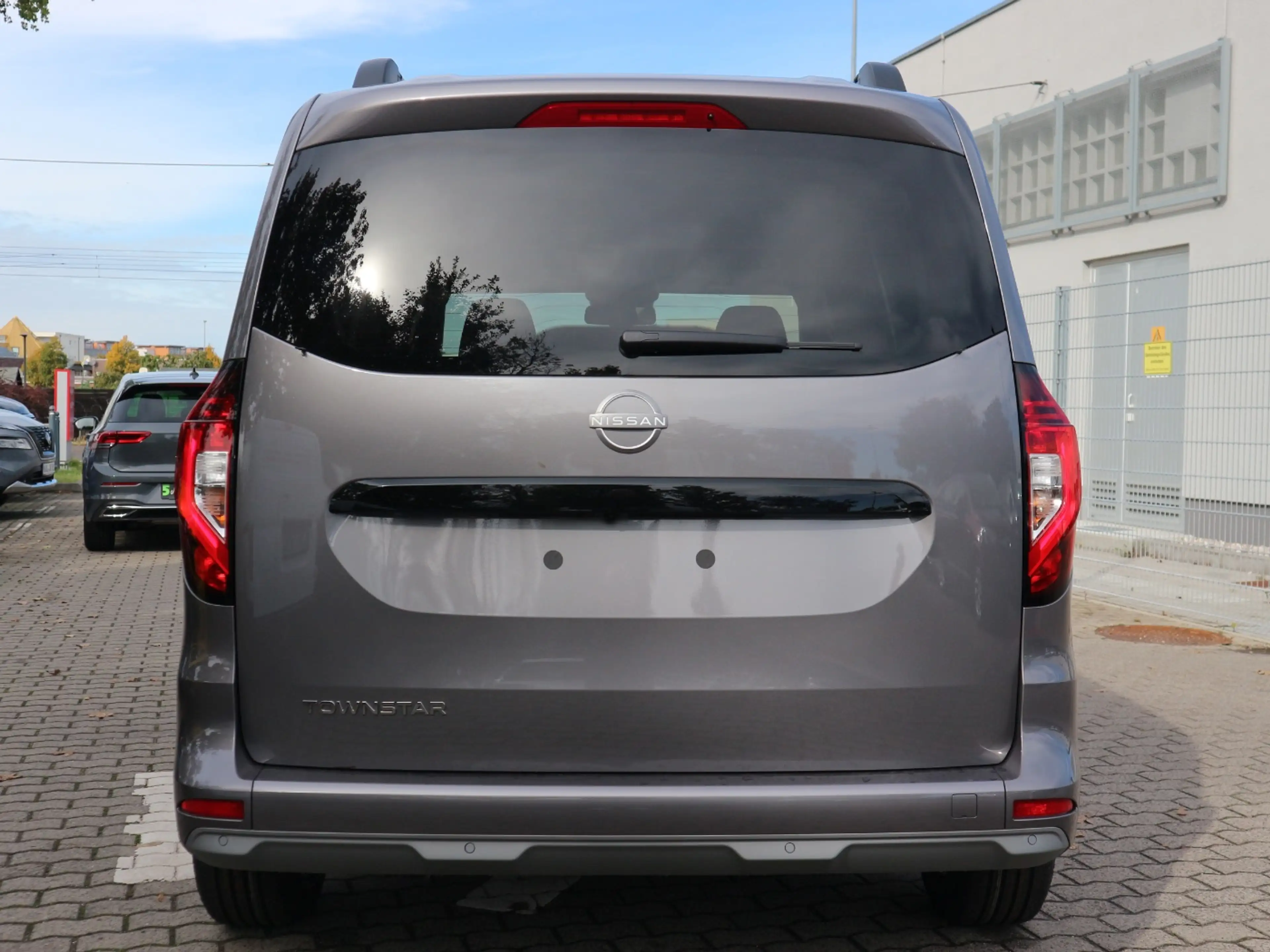 Nissan Townstar Kombi L1 TEKNA AT 130 Navi ACC — photo 6