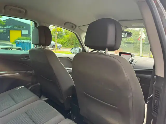 Opel Zafira Tourer view 14