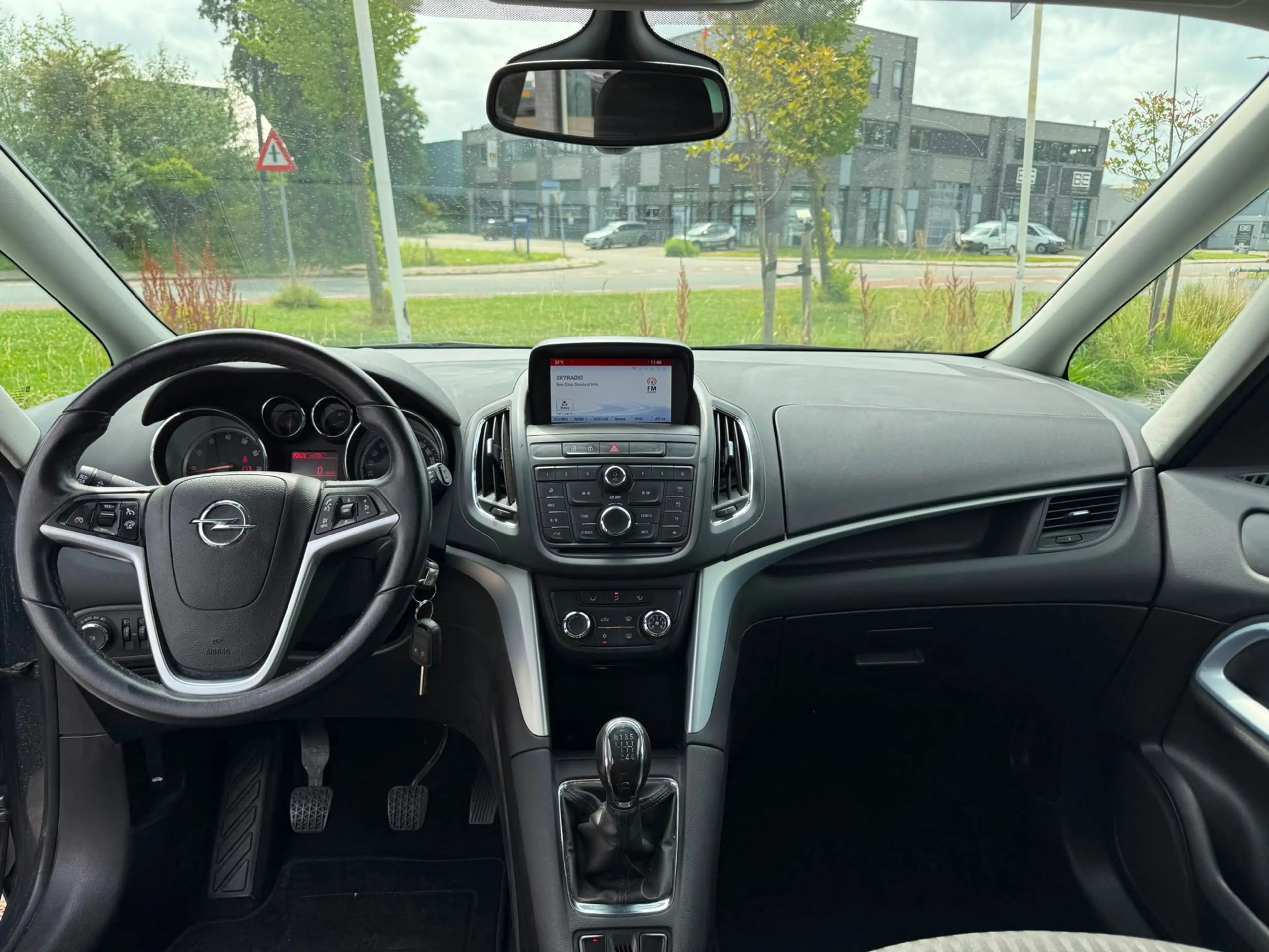 Opel Zafira Tourer 1.4 Edition — photo 13