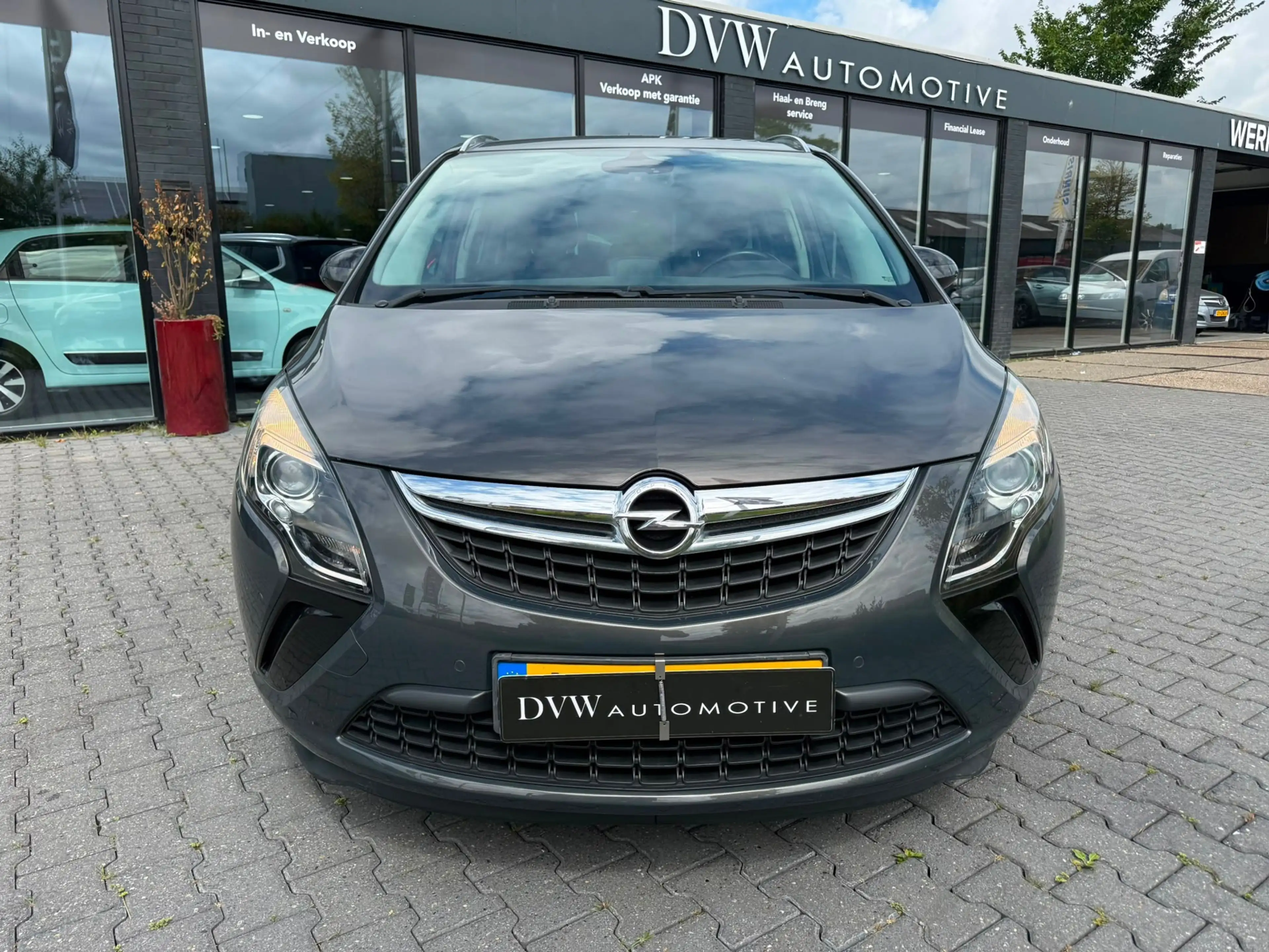 Opel Zafira Tourer 1.4 Edition — photo 6