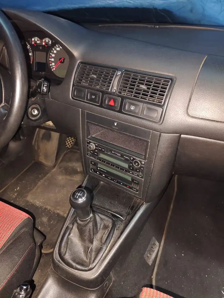 Volkswagen Golf 5p 1.6 Highline 105cv, foto 5