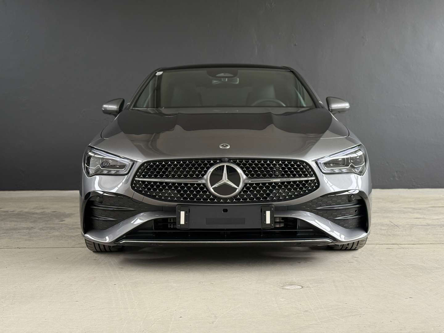 Mercedes CLA 180 AMG Line -  - Joinsteer - #4