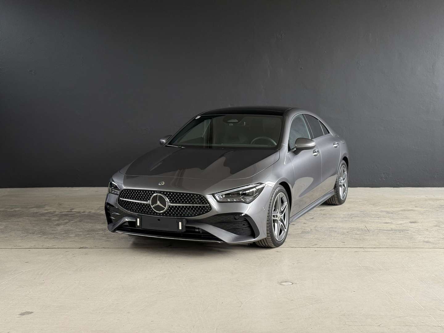 Mercedes CLA 180 AMG Line -  - Joinsteer - #2