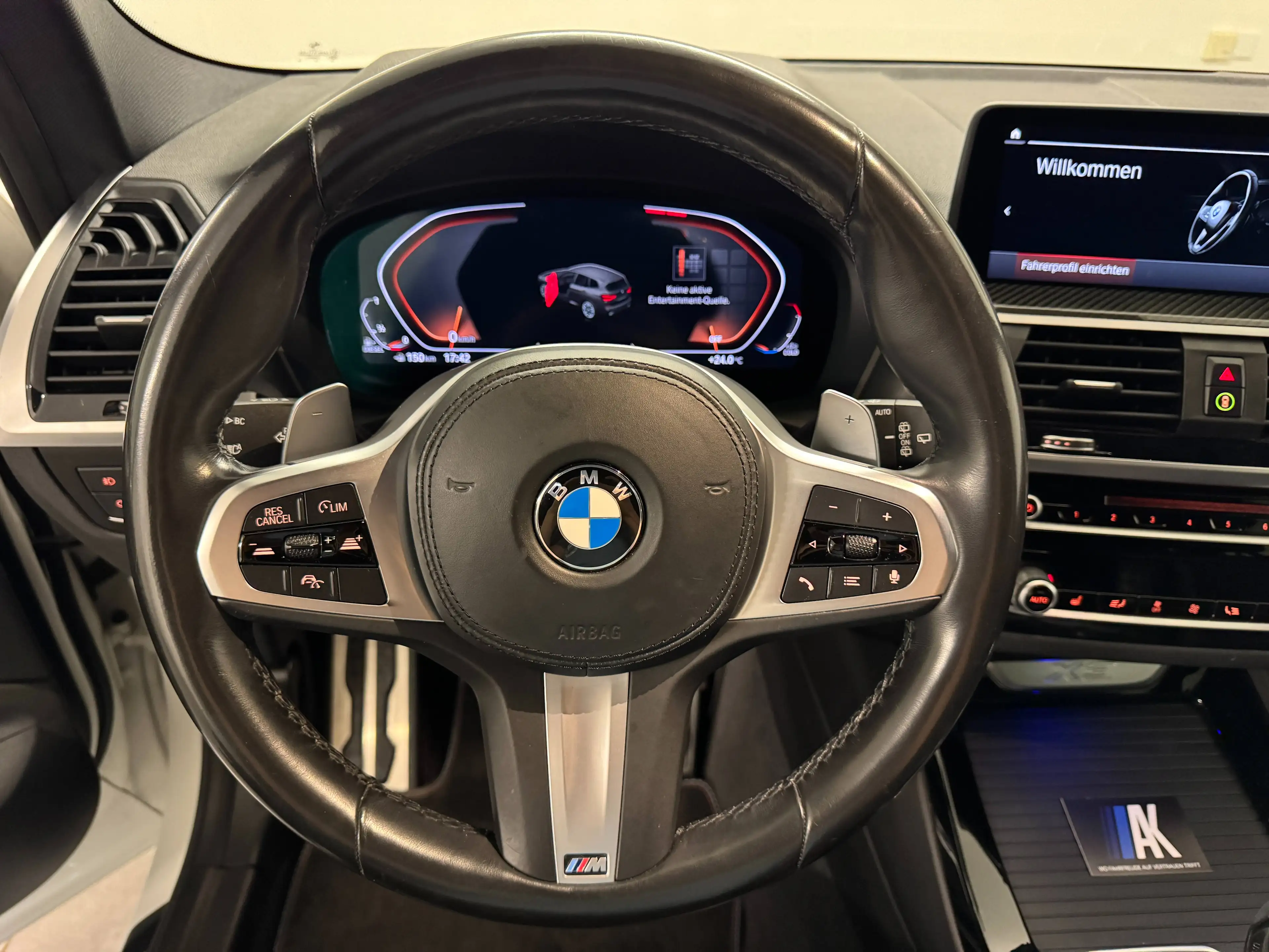 BMW X3 X3 xDrive 20d *M Sport, AHK, Head-up, Panorama, Shadow Line* — photo 9