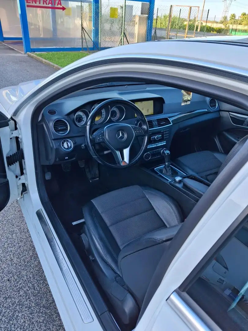 Mercedes-Benz C 220 Coupe cdi (be) Avantgarde - 2