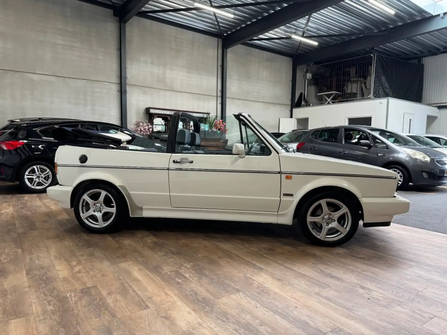 Volkswagen Golf 1.8 CABRIOLET - UNIEKE STAAT! - NED. AUTO MET NAP Wit - 2