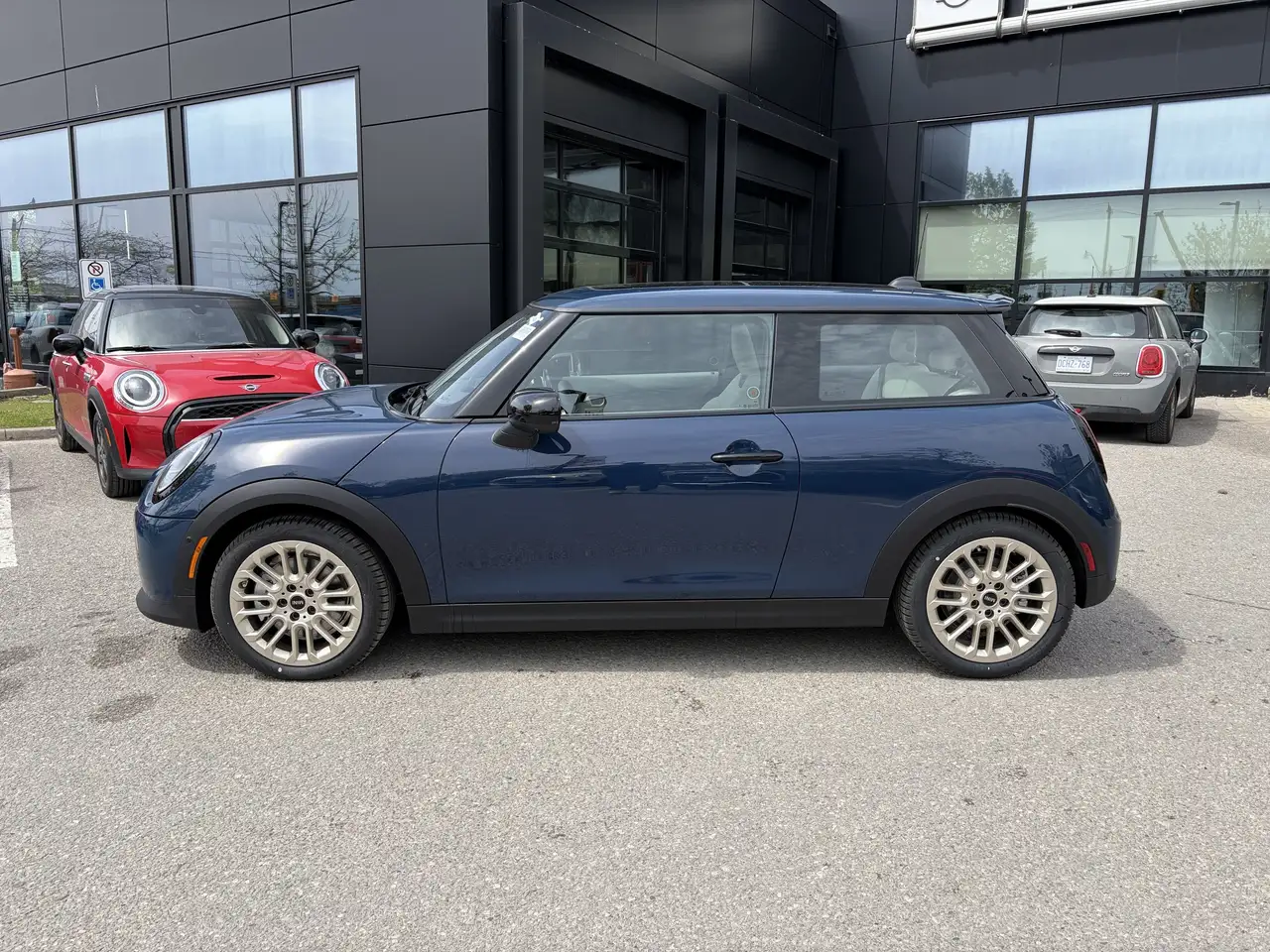 MINI 3 Door снимка MINI 3 Door
