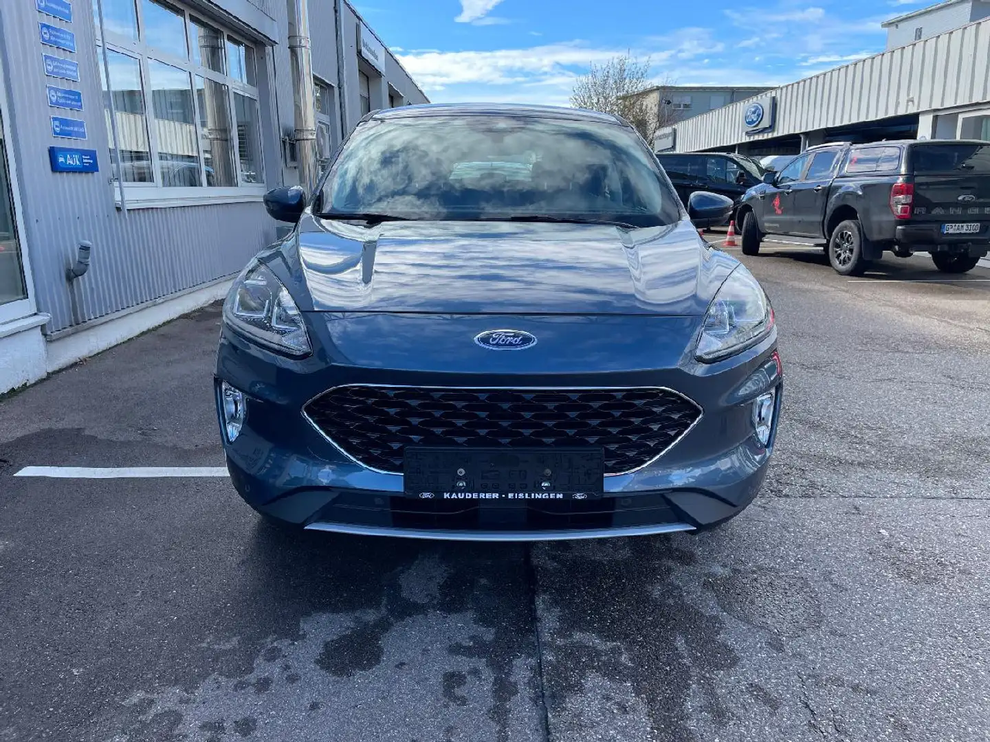 Ford Kuga Plug-In Hybrid Cool & Connect - 2