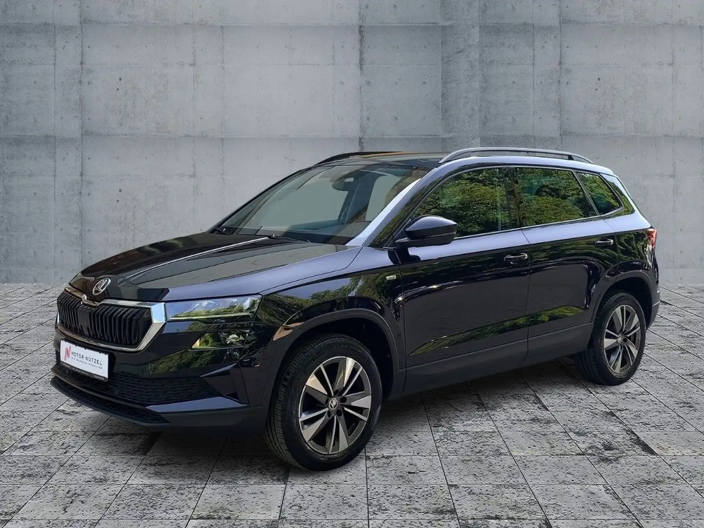 Skoda Karoq 2.0 TDI DSG TOUR LED-NAVI+ACC+SHZ+PDC+RFK Schwarz - 2
